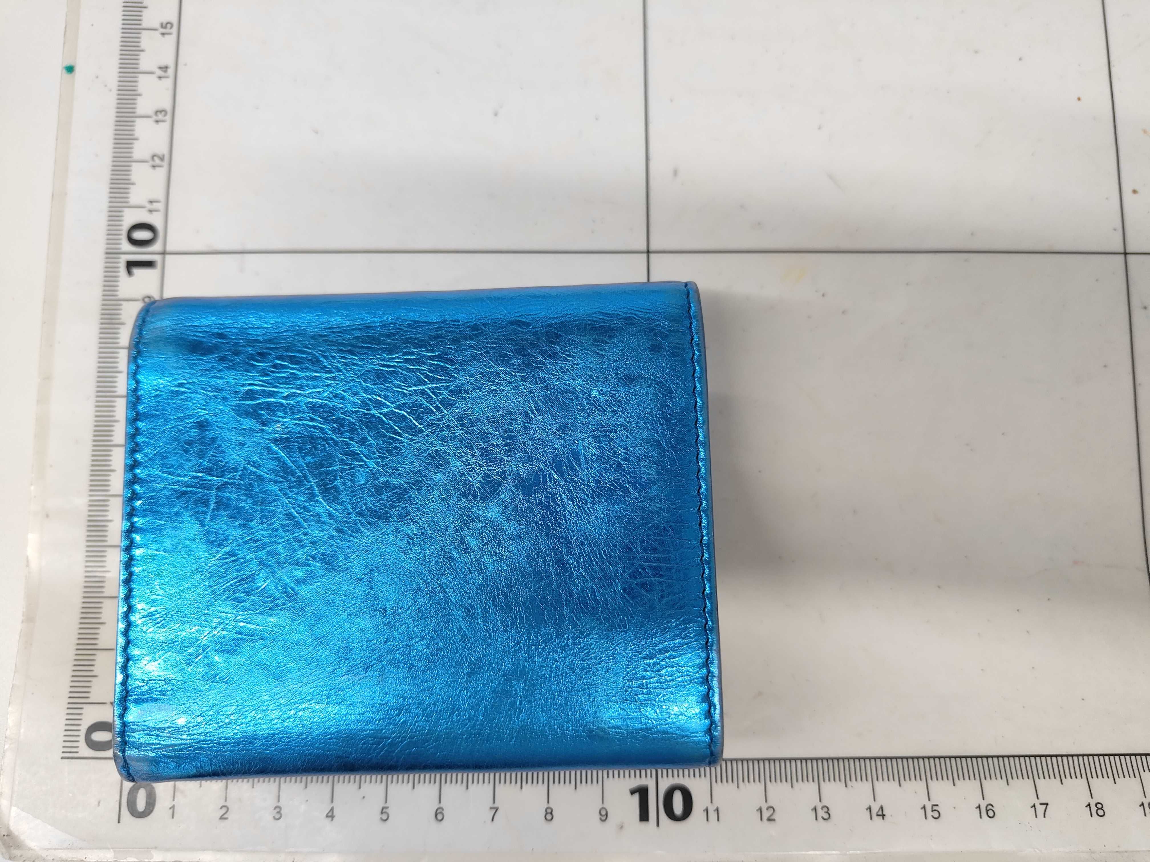 Ribbon Coco Mark Double Hook Tri-fold Compact Wallet — view 2
