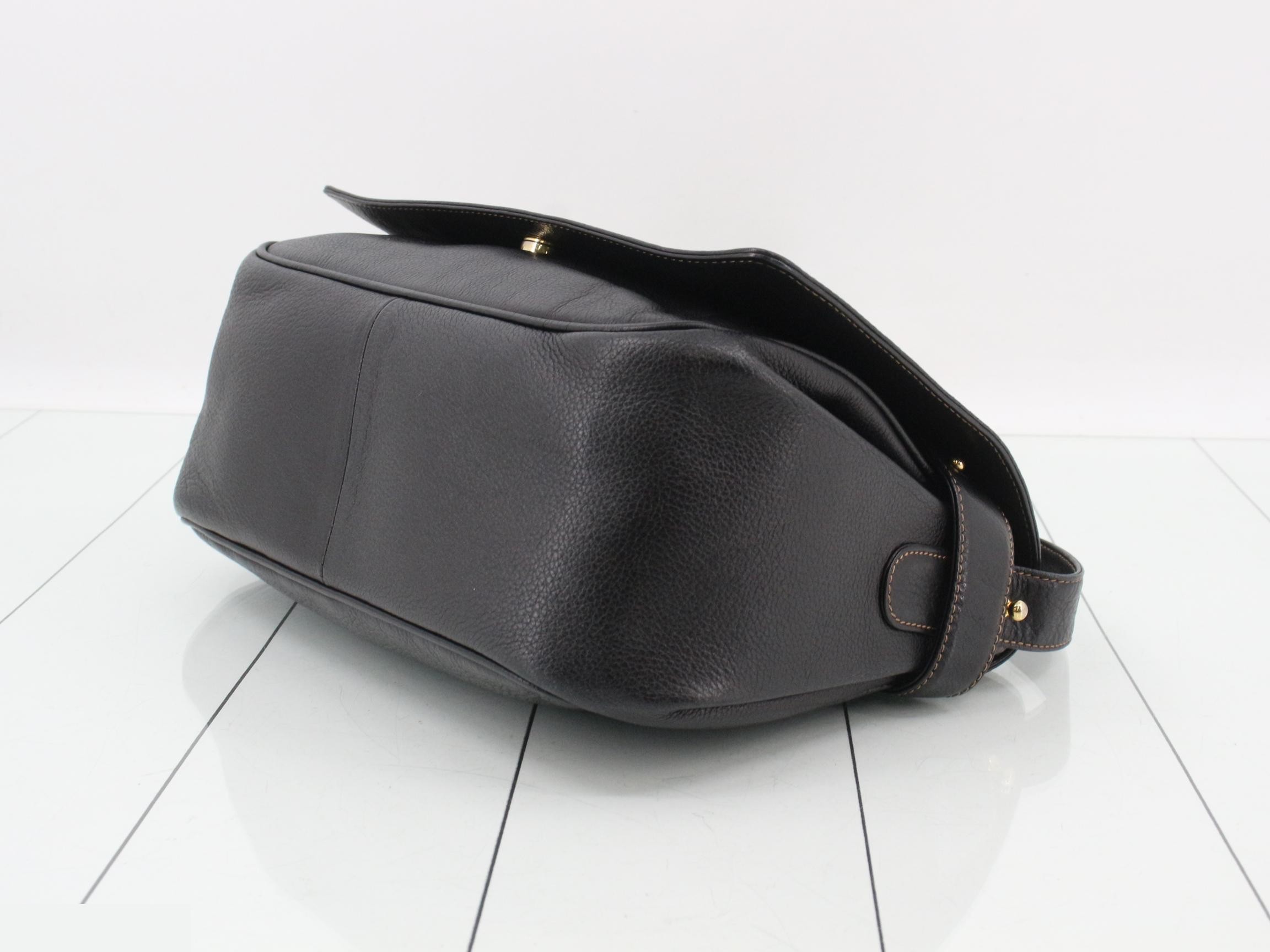 Anagram Leather Shoulder Bag, Black — view 6