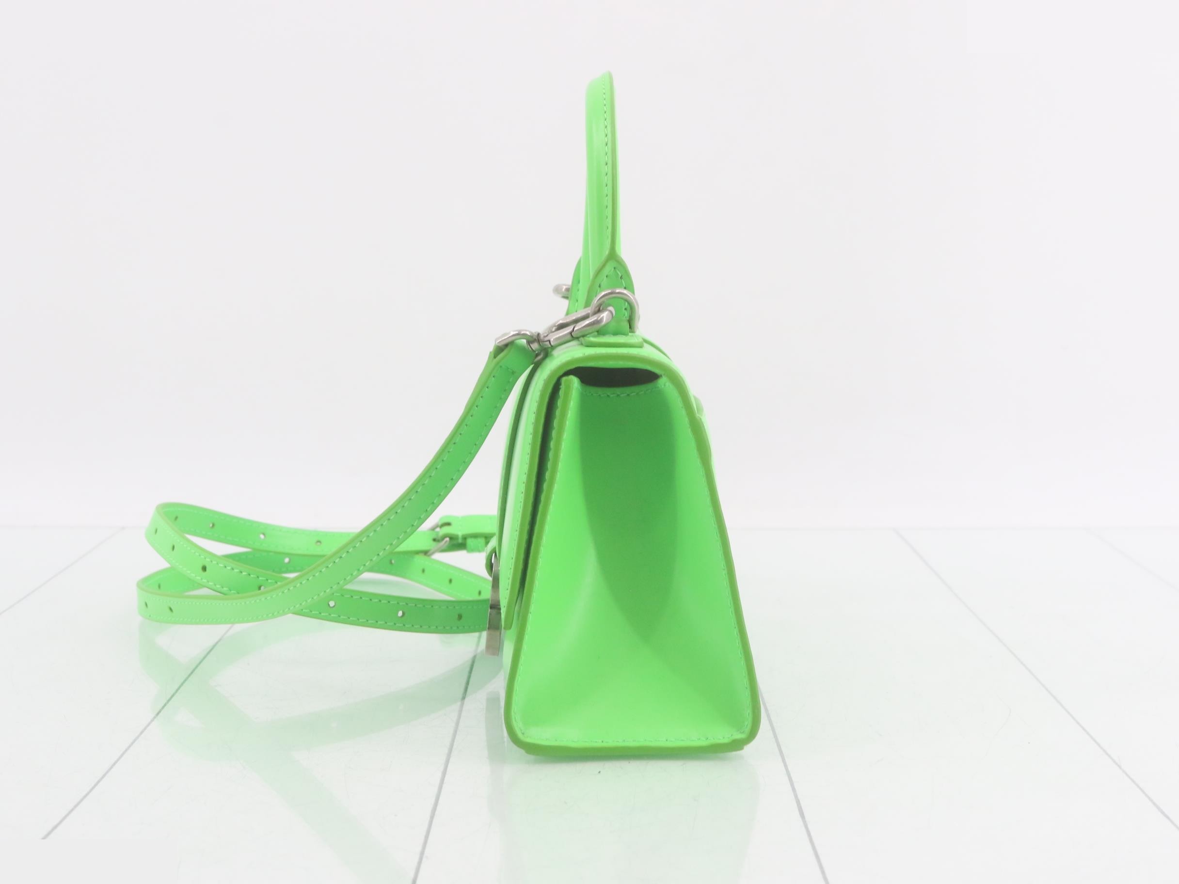 Hourglass 2WAY — view 3