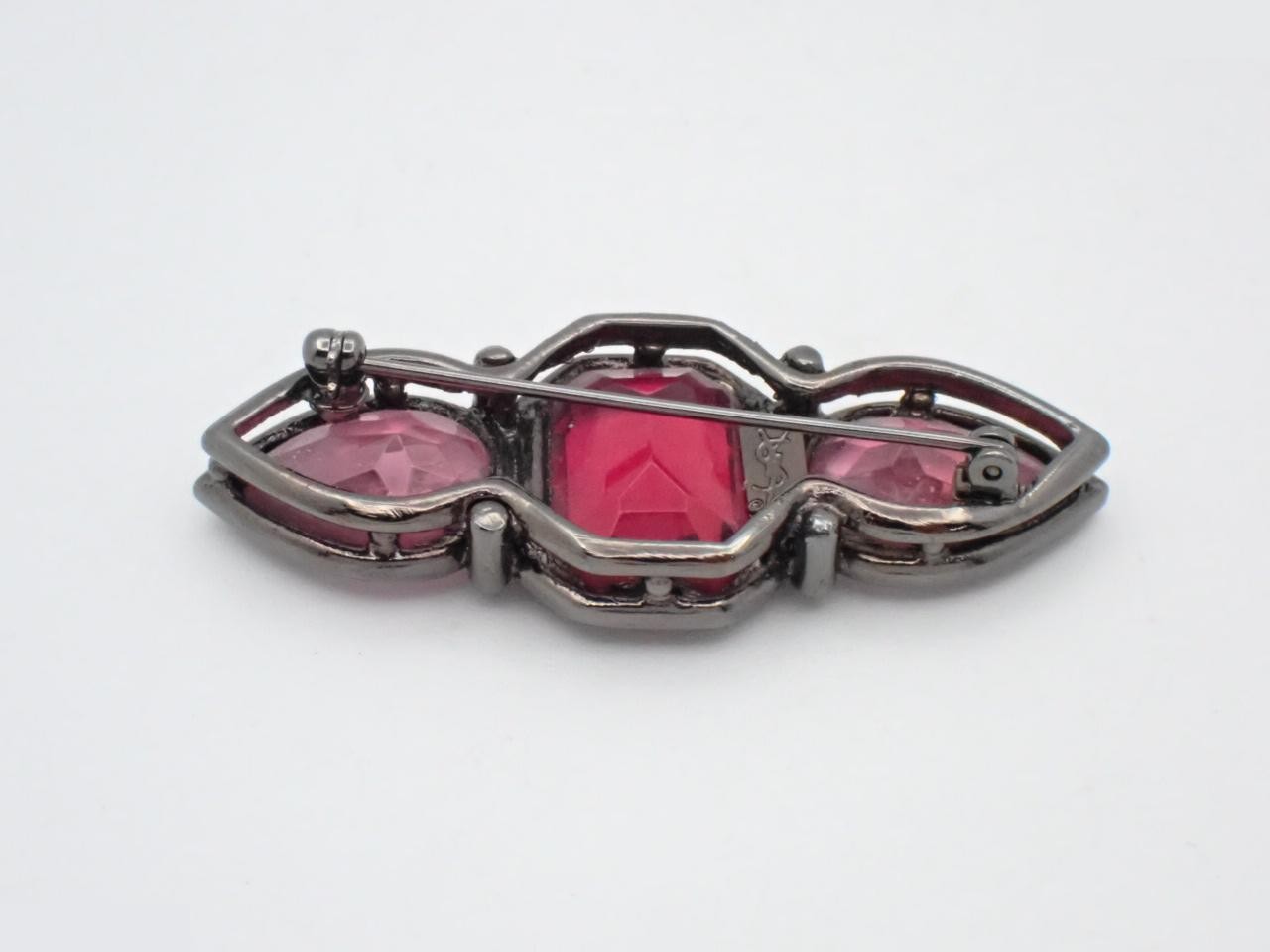 Other lines: Precious metals and brooches — view 2