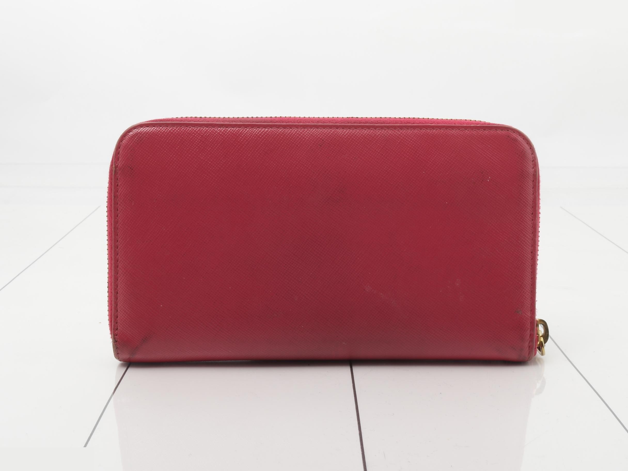 Other lines: Bags and Wallets — view 2