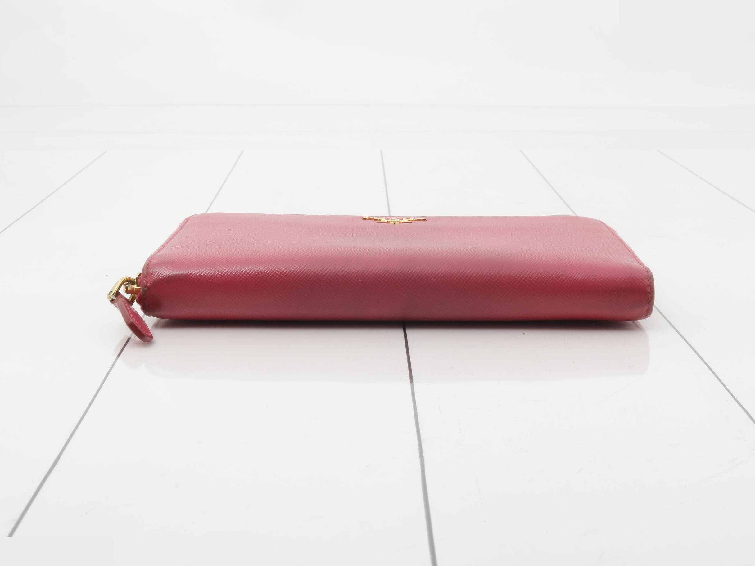 Other lines: Bags and Wallets — view 3
