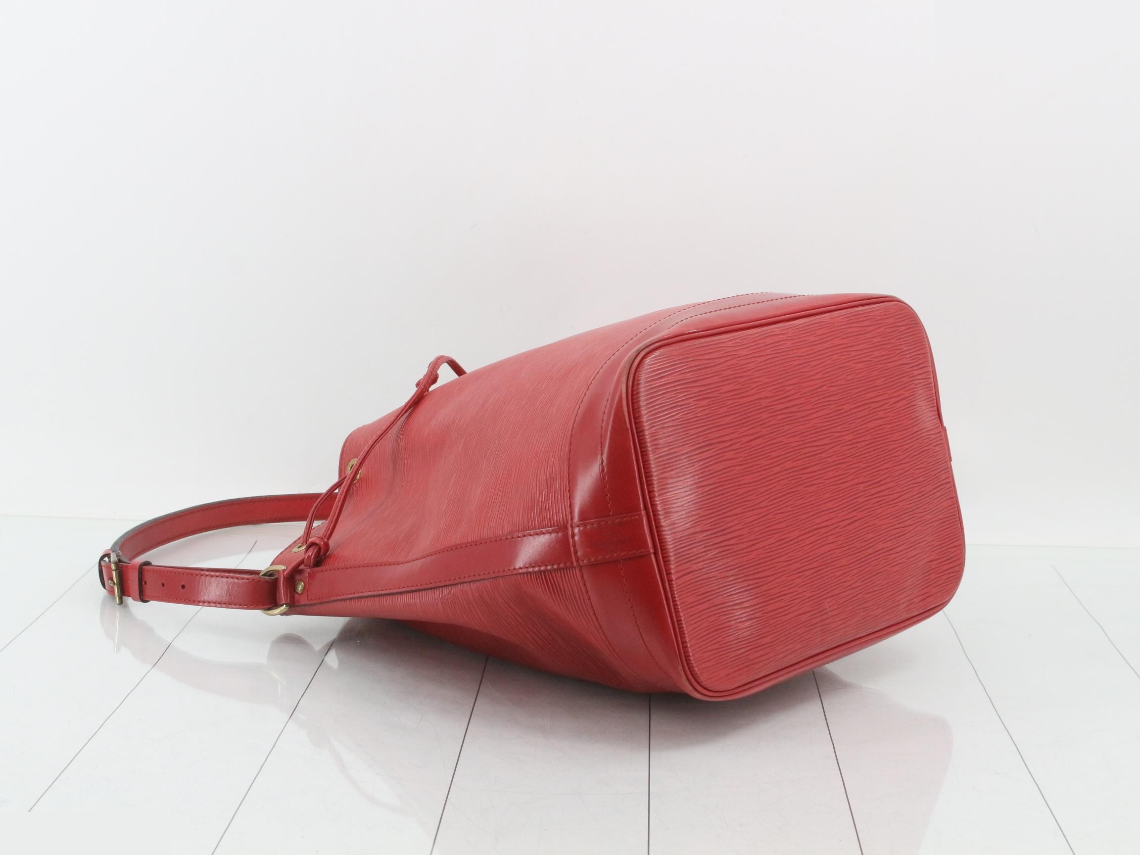 Epi Noe Castilian Red Shoulder Bag — view 5