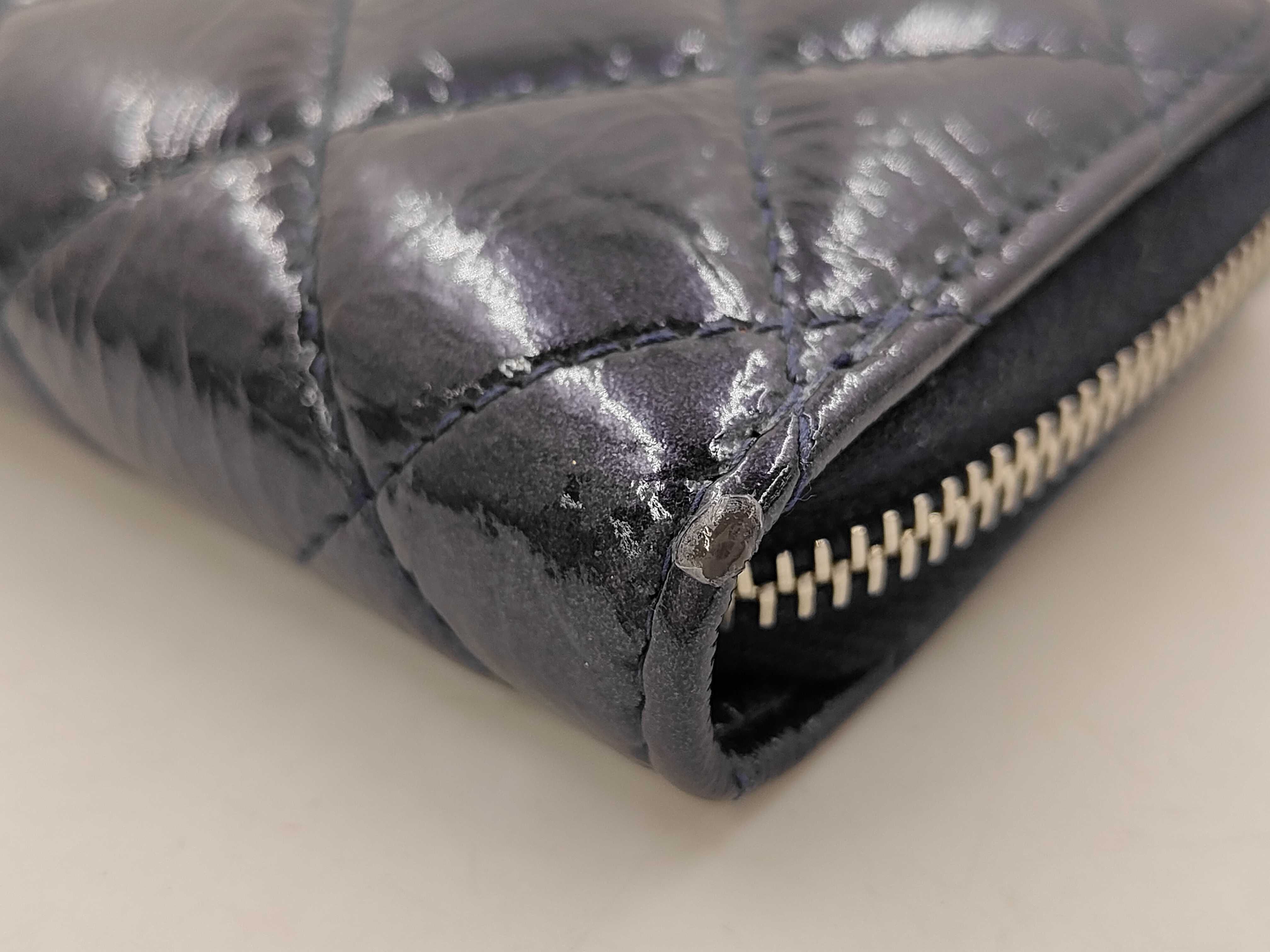 coin case — view 2