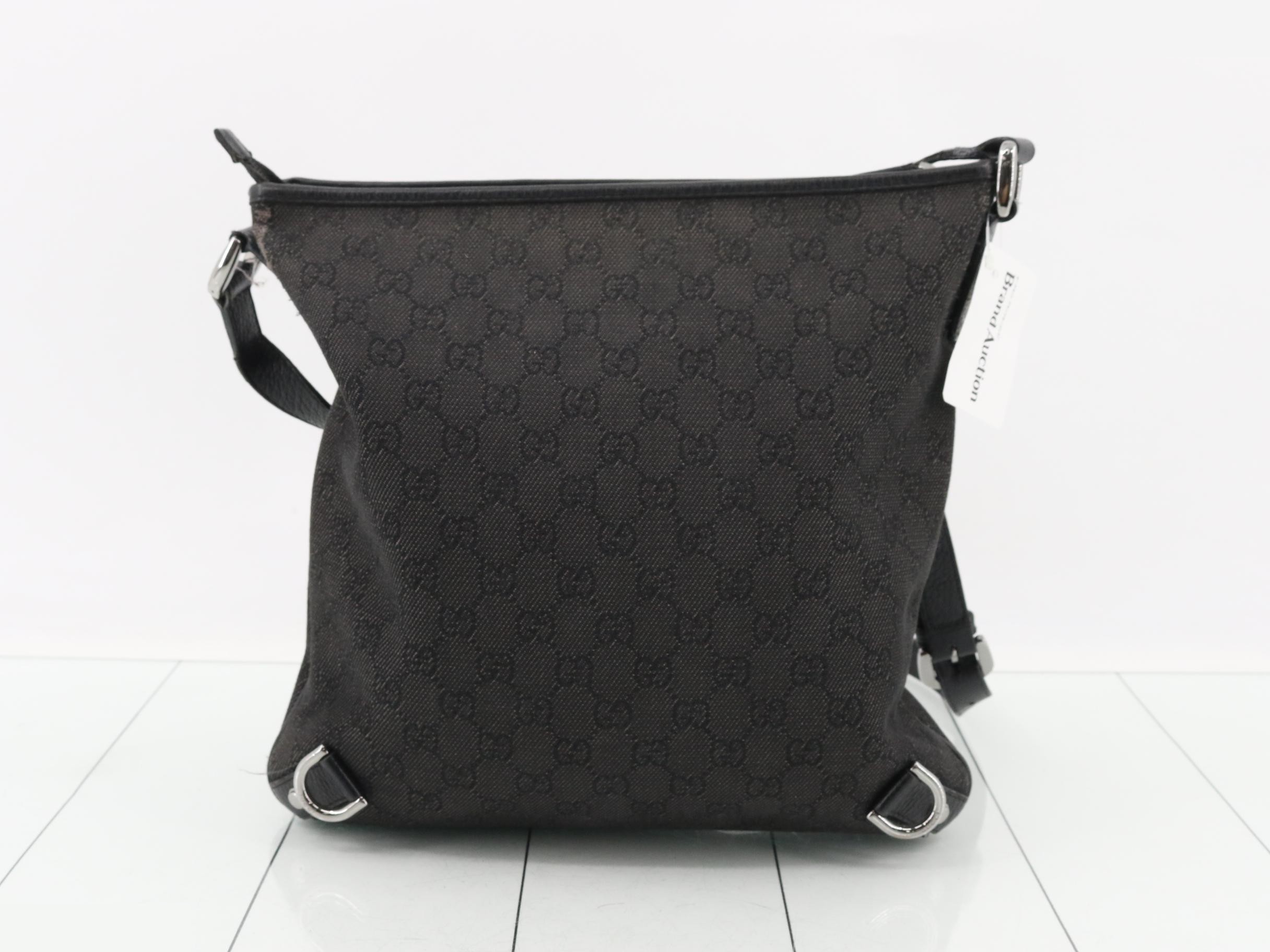GG canvas shoulder bag, black, silver hardware. — view 2