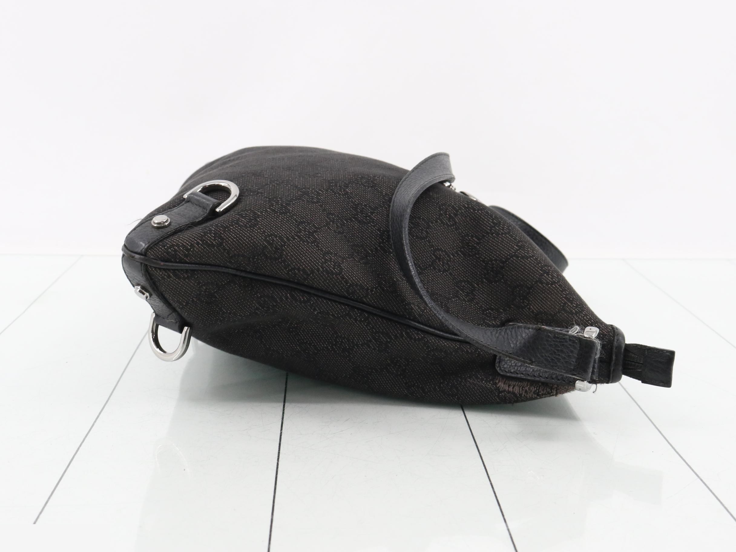 GG canvas shoulder bag, black, silver hardware. — view 3