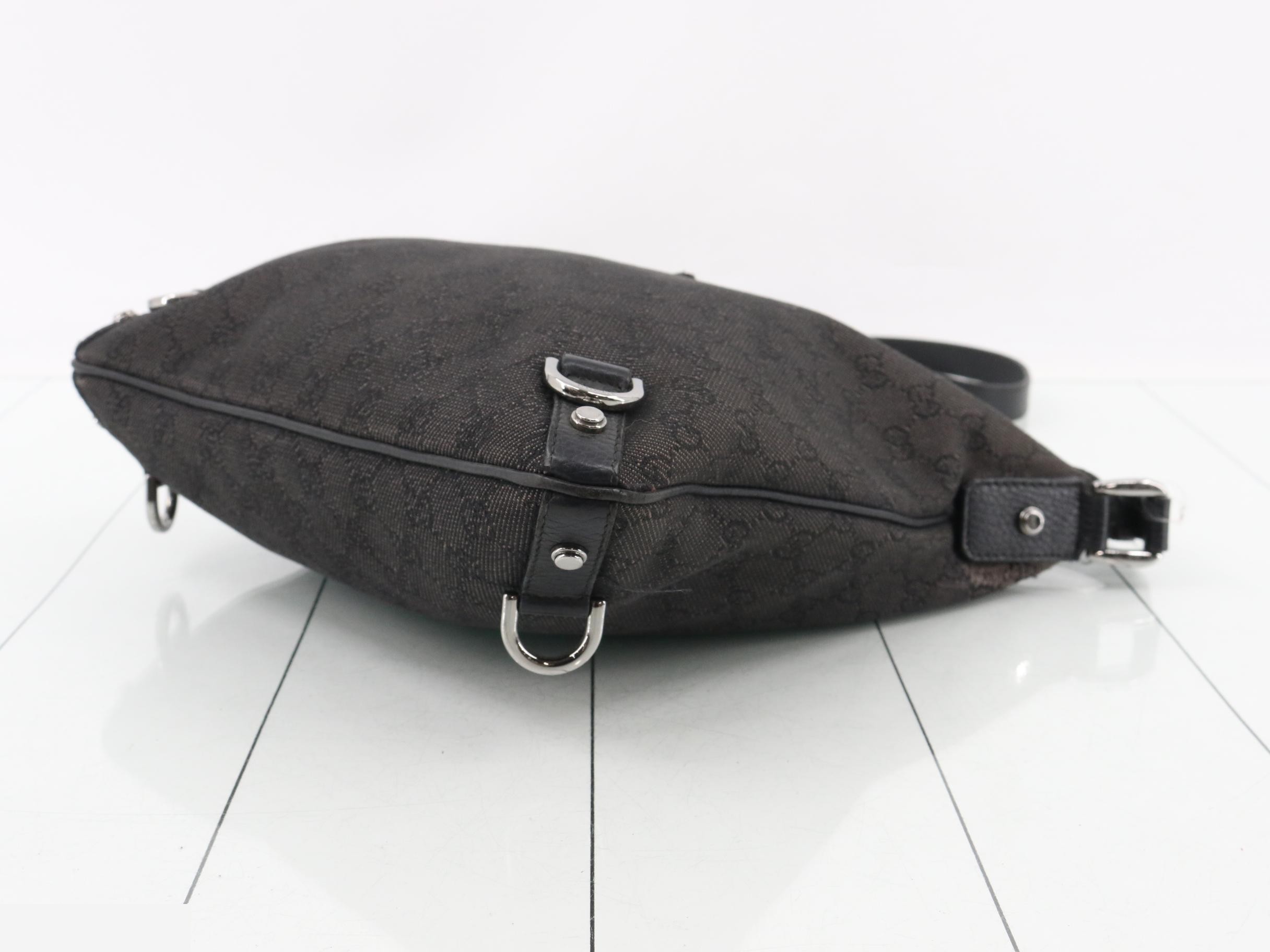 GG canvas shoulder bag, black, silver hardware. — view 6