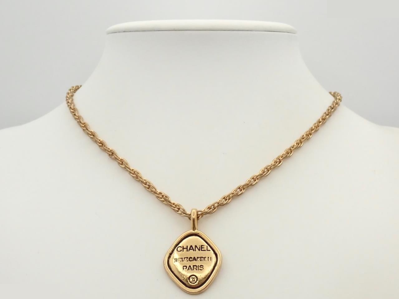 Coco Cambon rhombus gold necklace, chain approximately 42cm — view 3