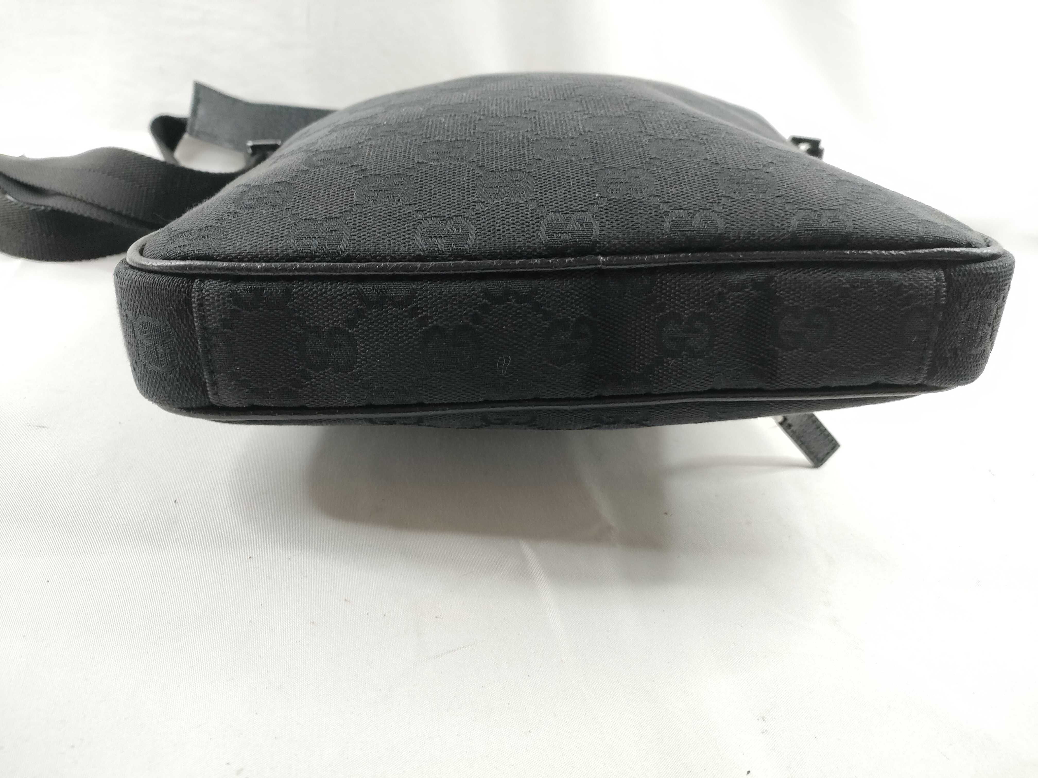 Shoulder bag — view 4