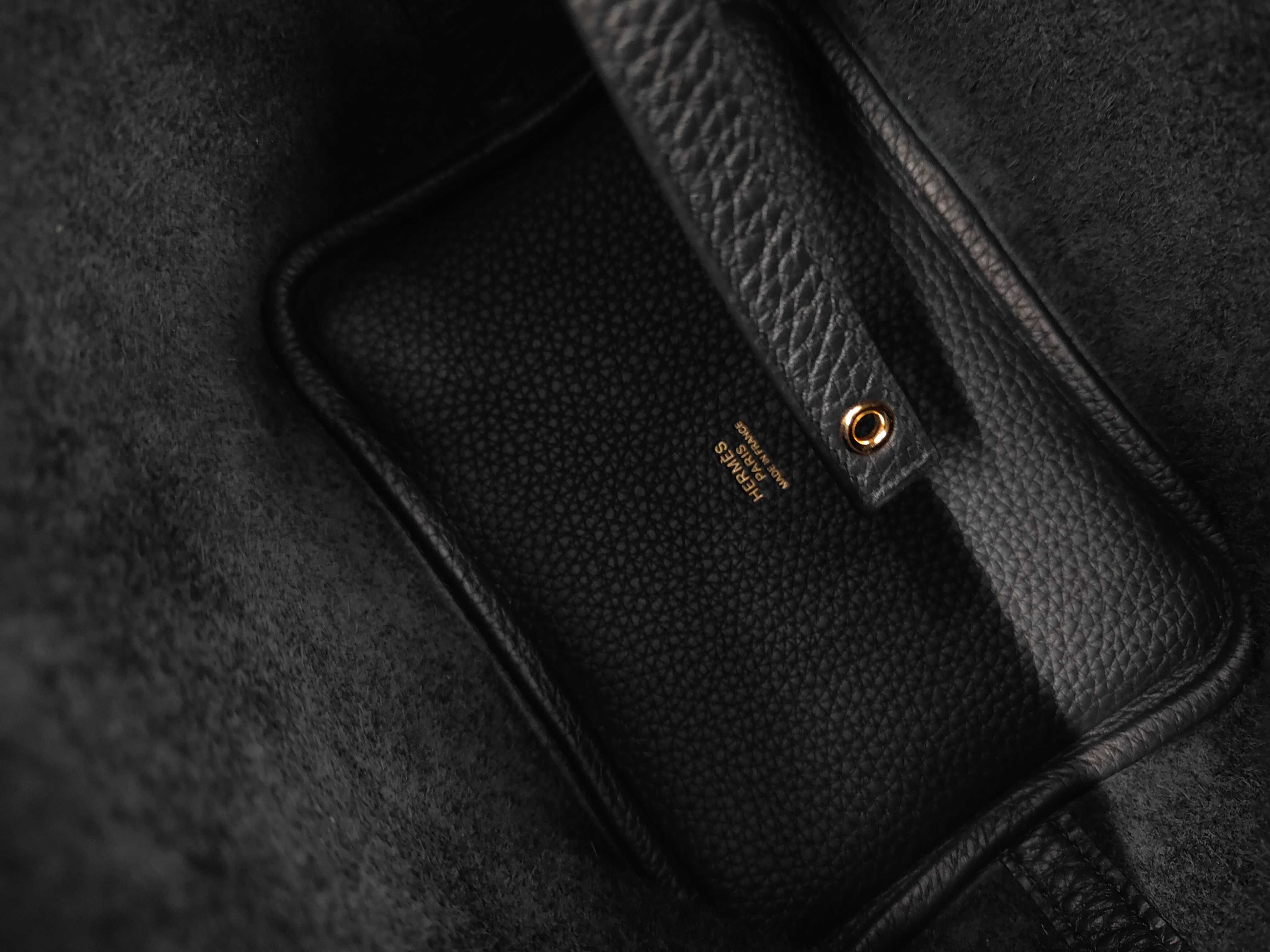 Picotin Lock 18 Black x Taurillon Clemence Leather x Gold Hardware x K Stamp 【KMI010IA】 Handbag — view 8