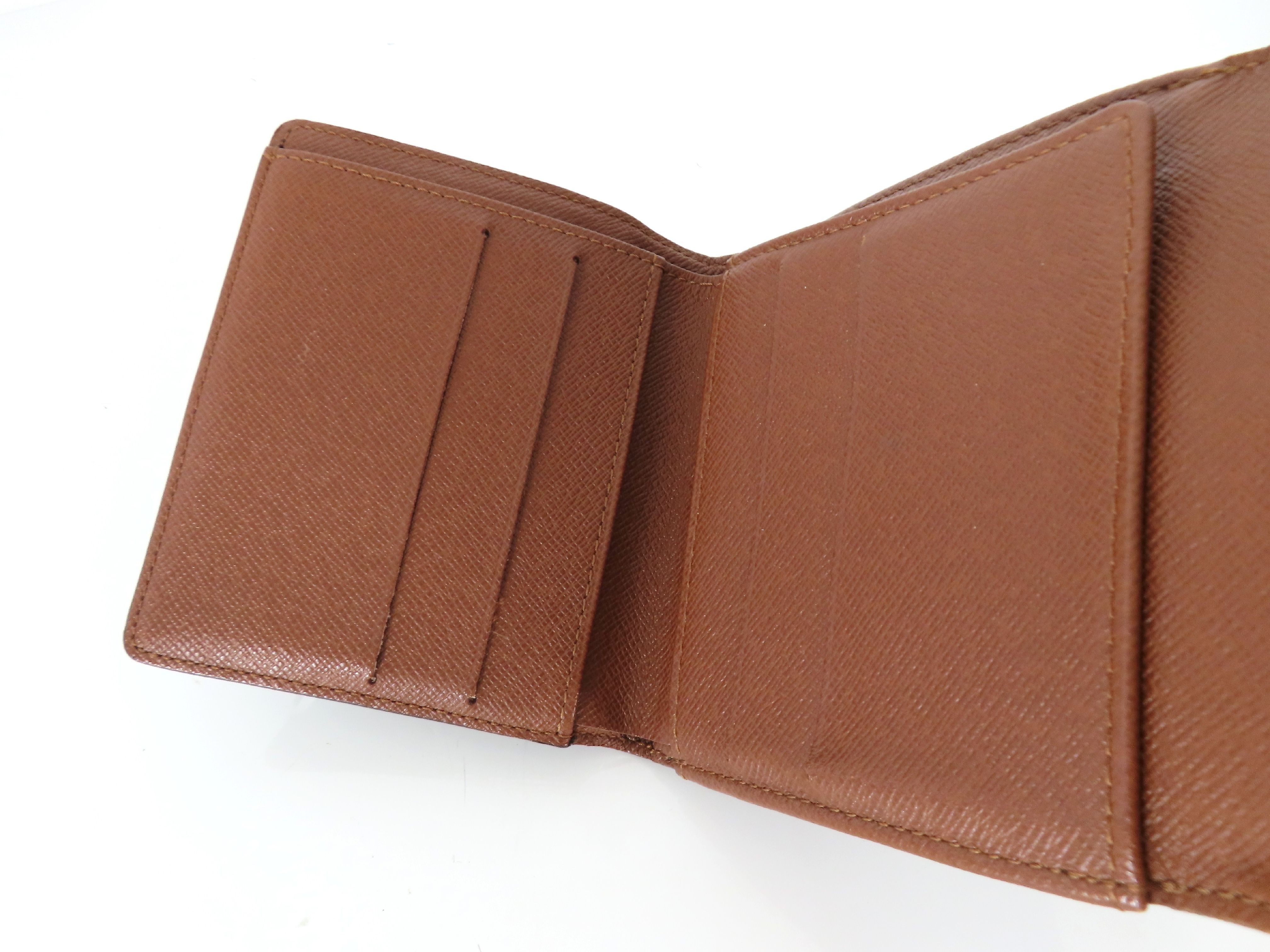 Monogram M61652 Portemonnaie Billet Carte Credit W-hook wallet — view 8