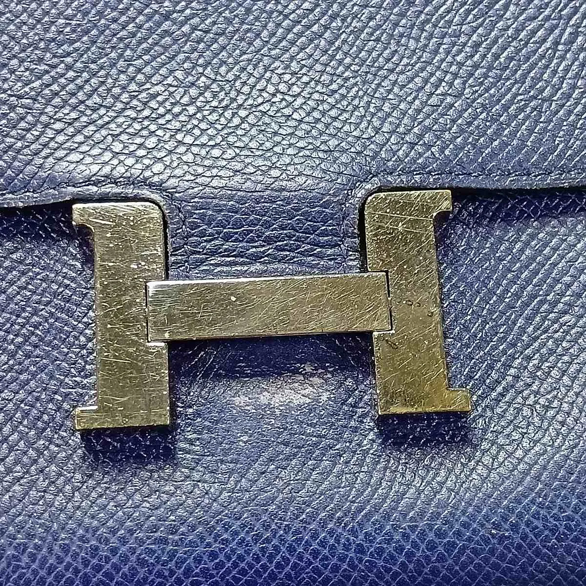 Constance Long Wallet, Veau Epsom Leather, Blue, Silver Hardware, C: 2018 — view 11