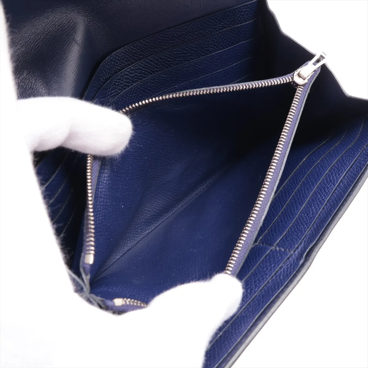 Constance Long Wallet, Veau Epsom Leather, Blue, Silver Hardware, C: 2018 — view 9