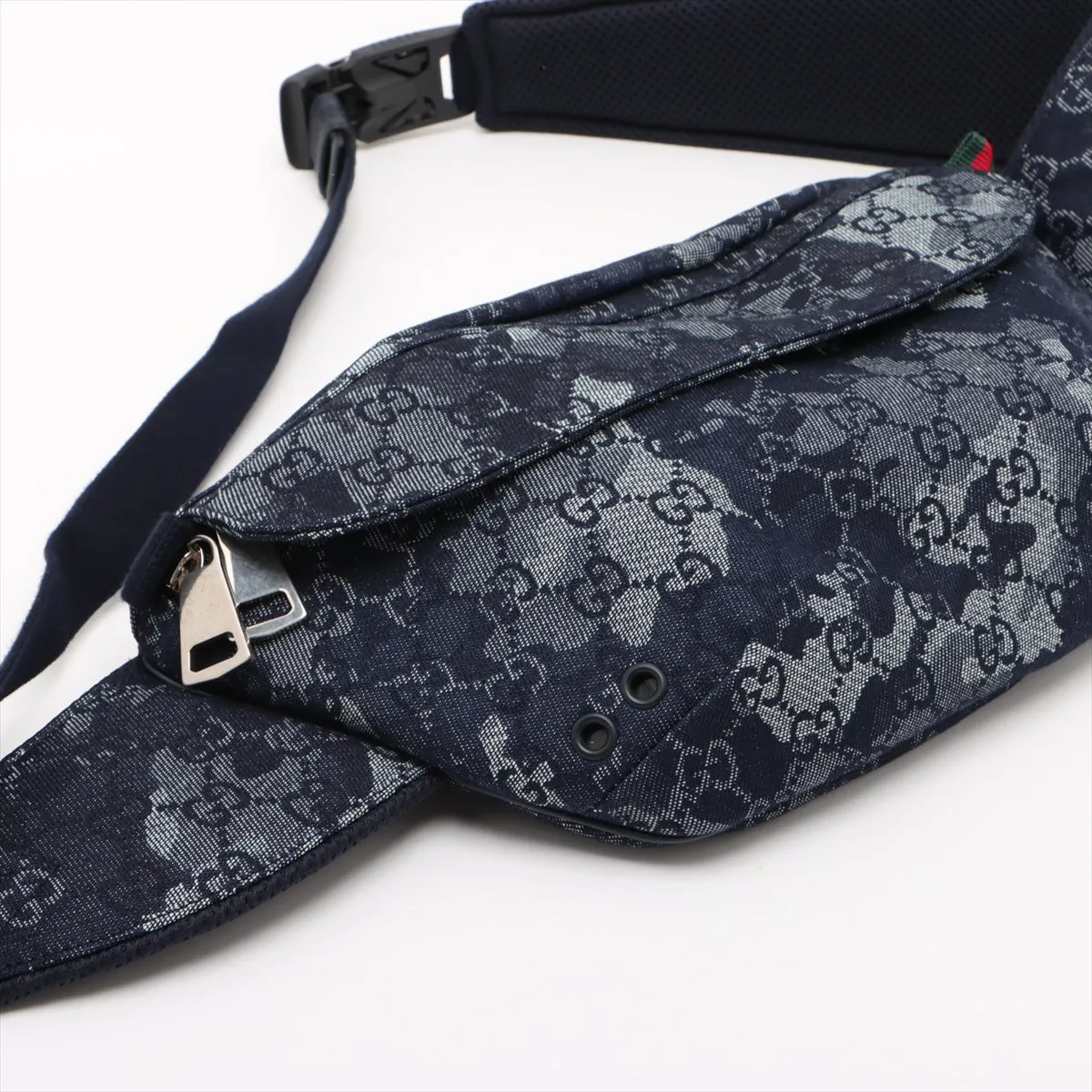 GG Denim Body Bag Blue 851706 — view 4