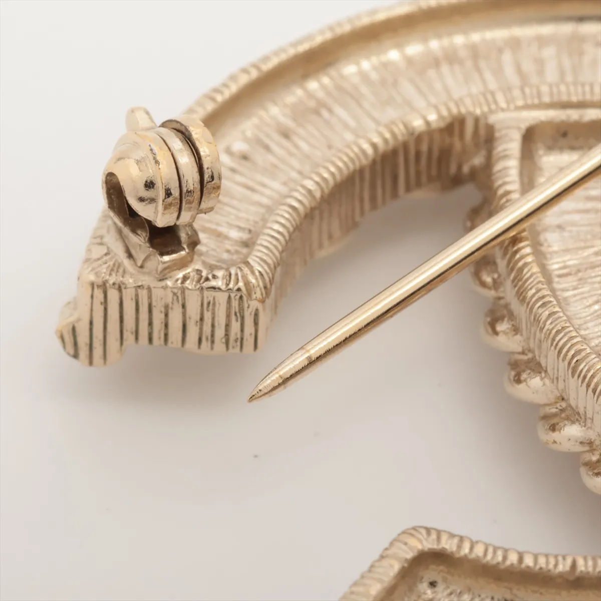 Coco Mark B20S Brooch, GP x Rhinestone x Faux Pearl, Gold, — view 3