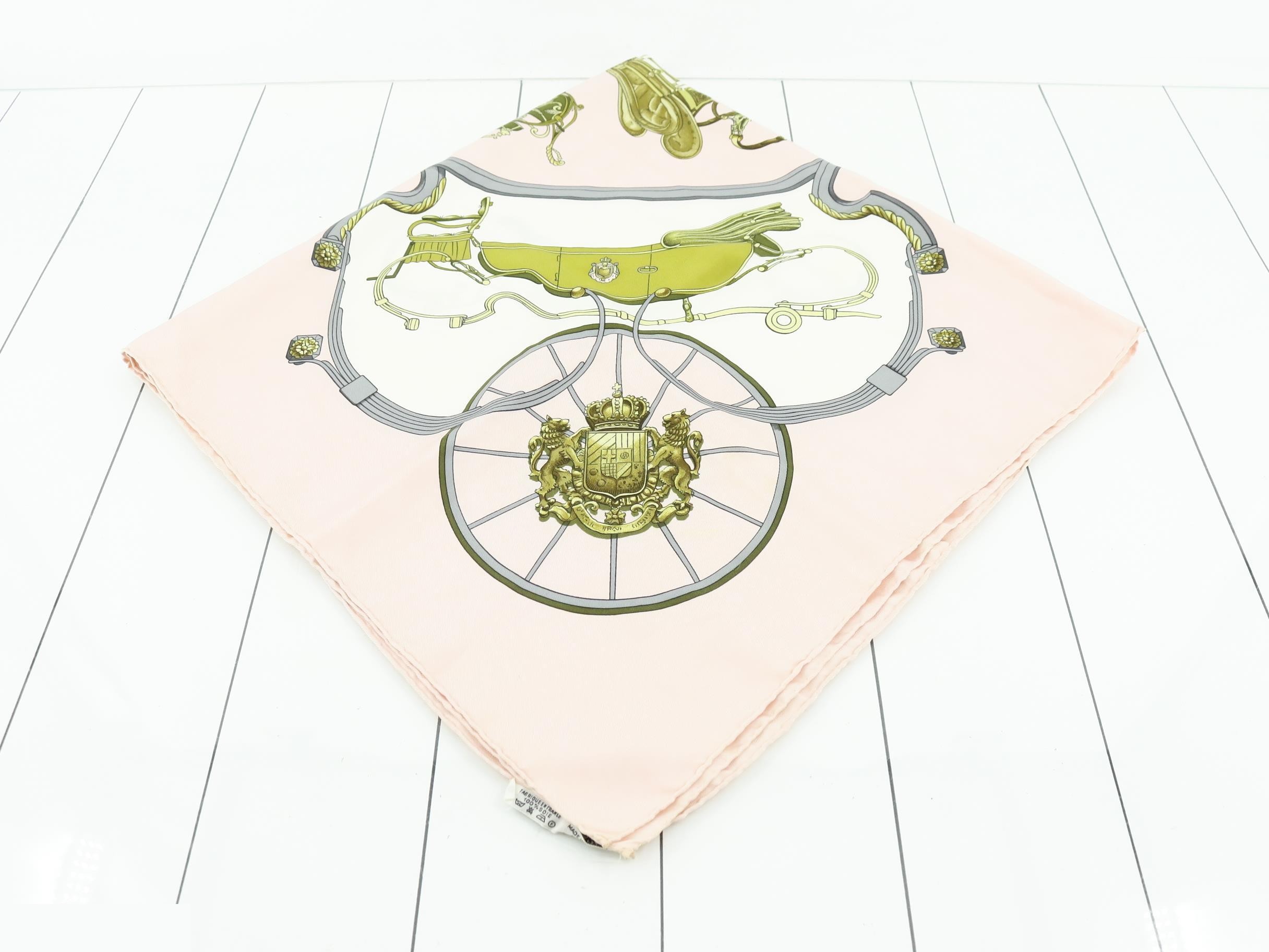 scarf — view 2