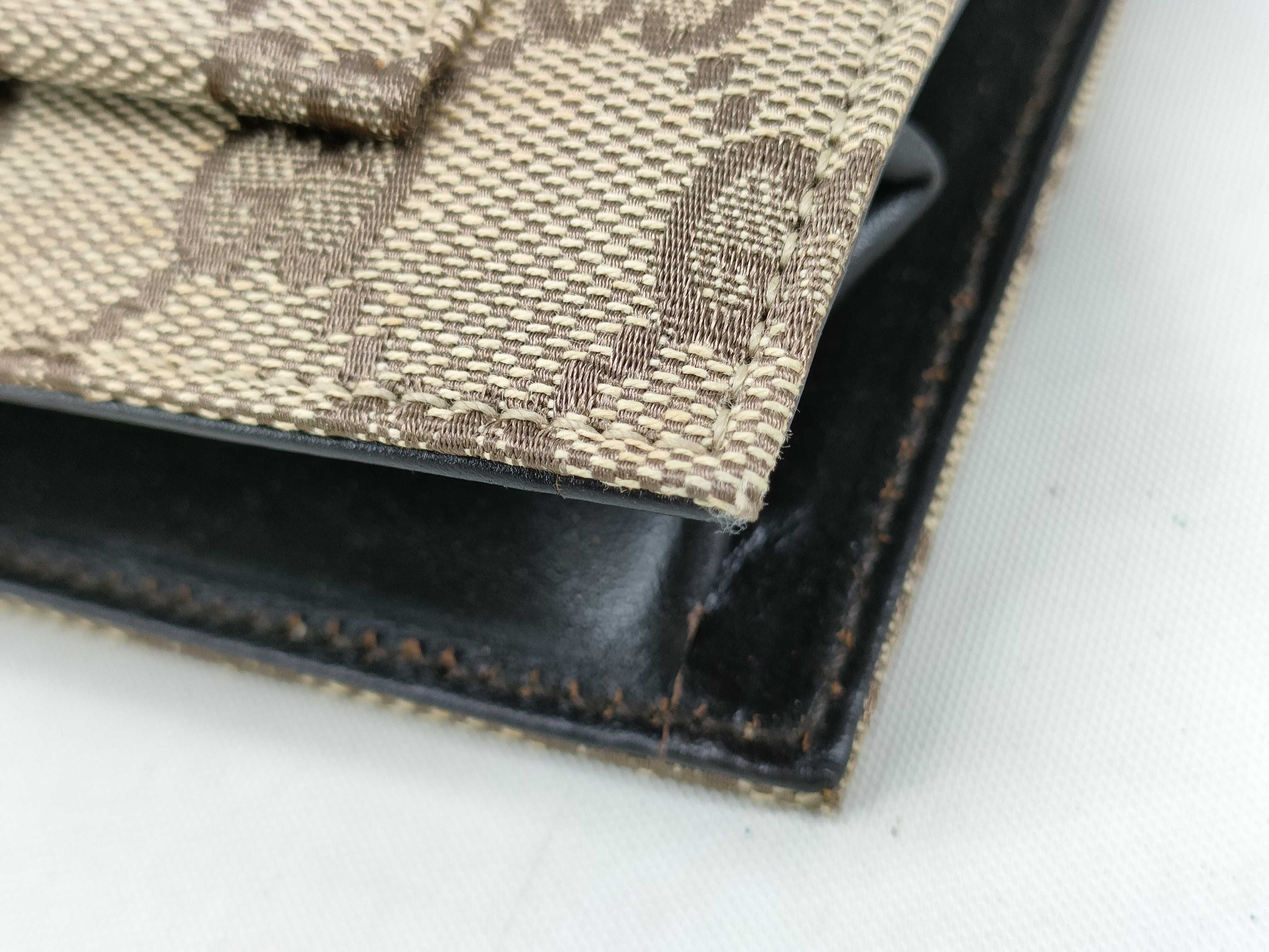 GG Canvas Gucci GG Shoulder Bag — view 4