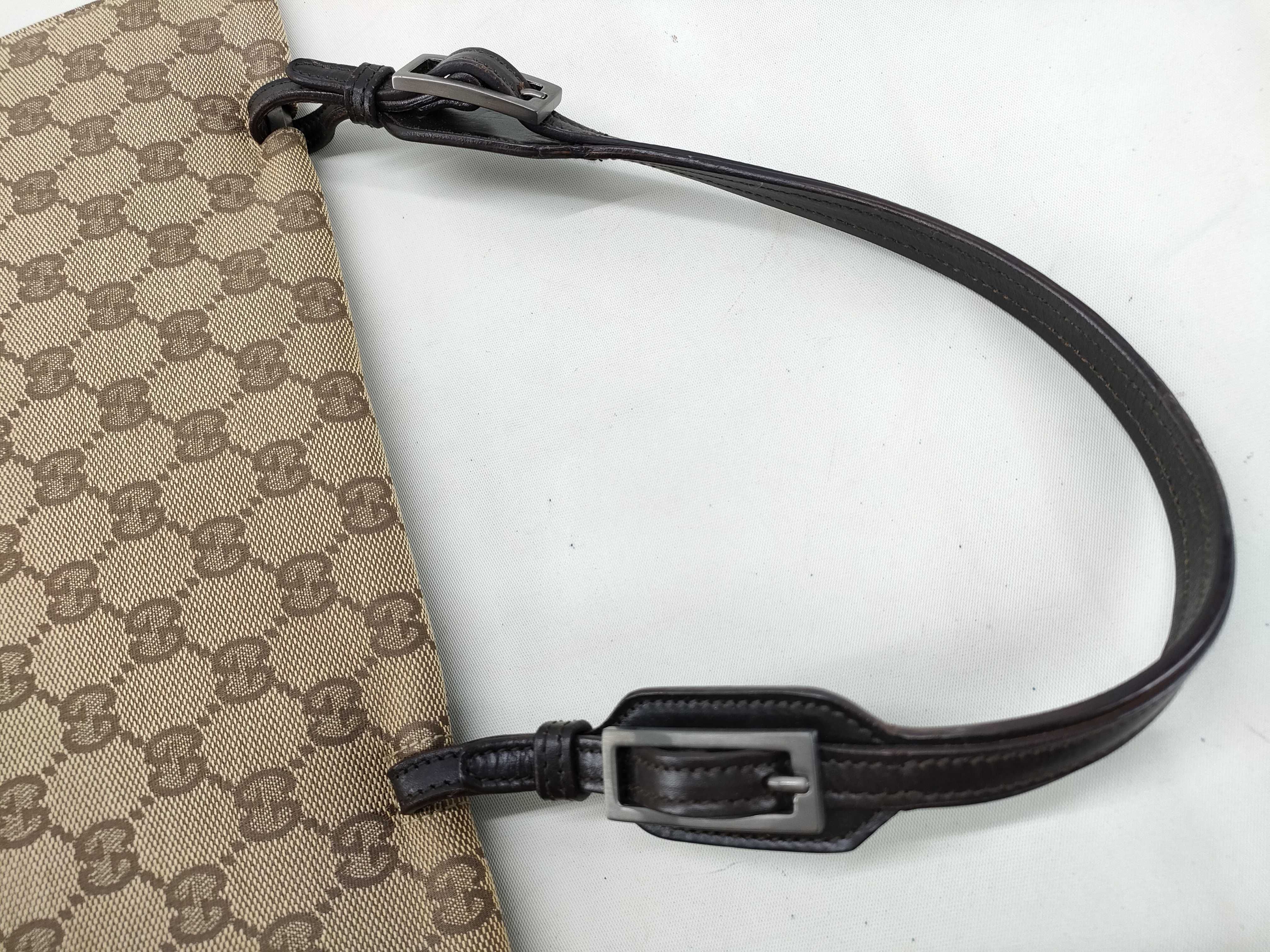 GG Canvas Gucci GG Shoulder Bag — view 5