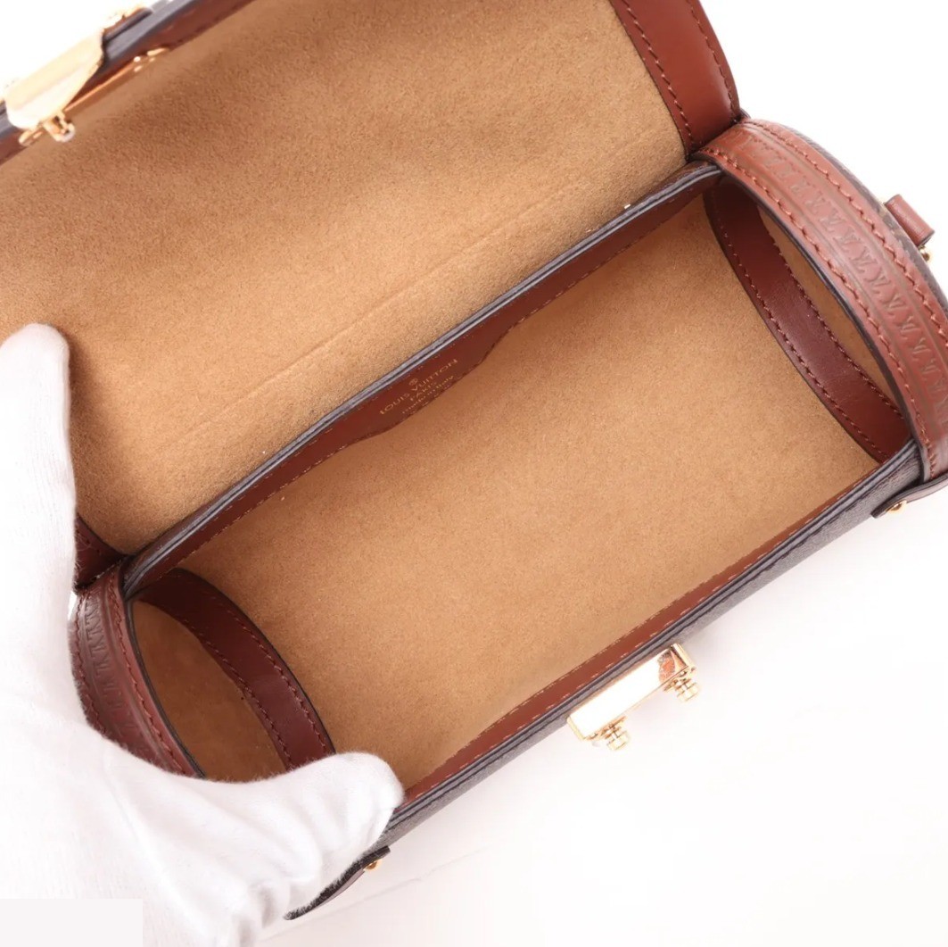 Comes with box and two shoulder straps. Monogram Papillon trunk. — view 6