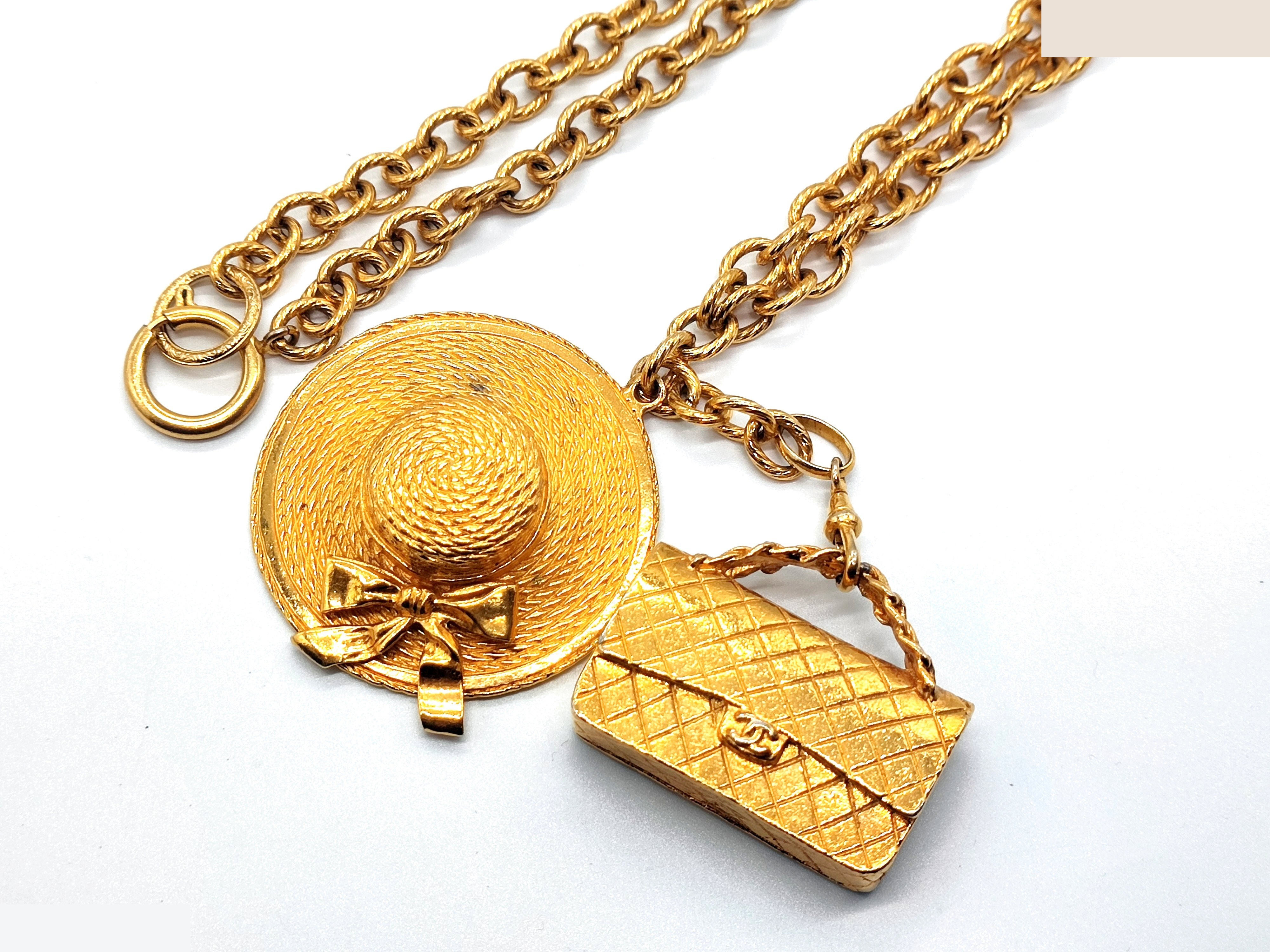 Coco Mark Matelassé bag, straw hat, double pendant necklace — view 5