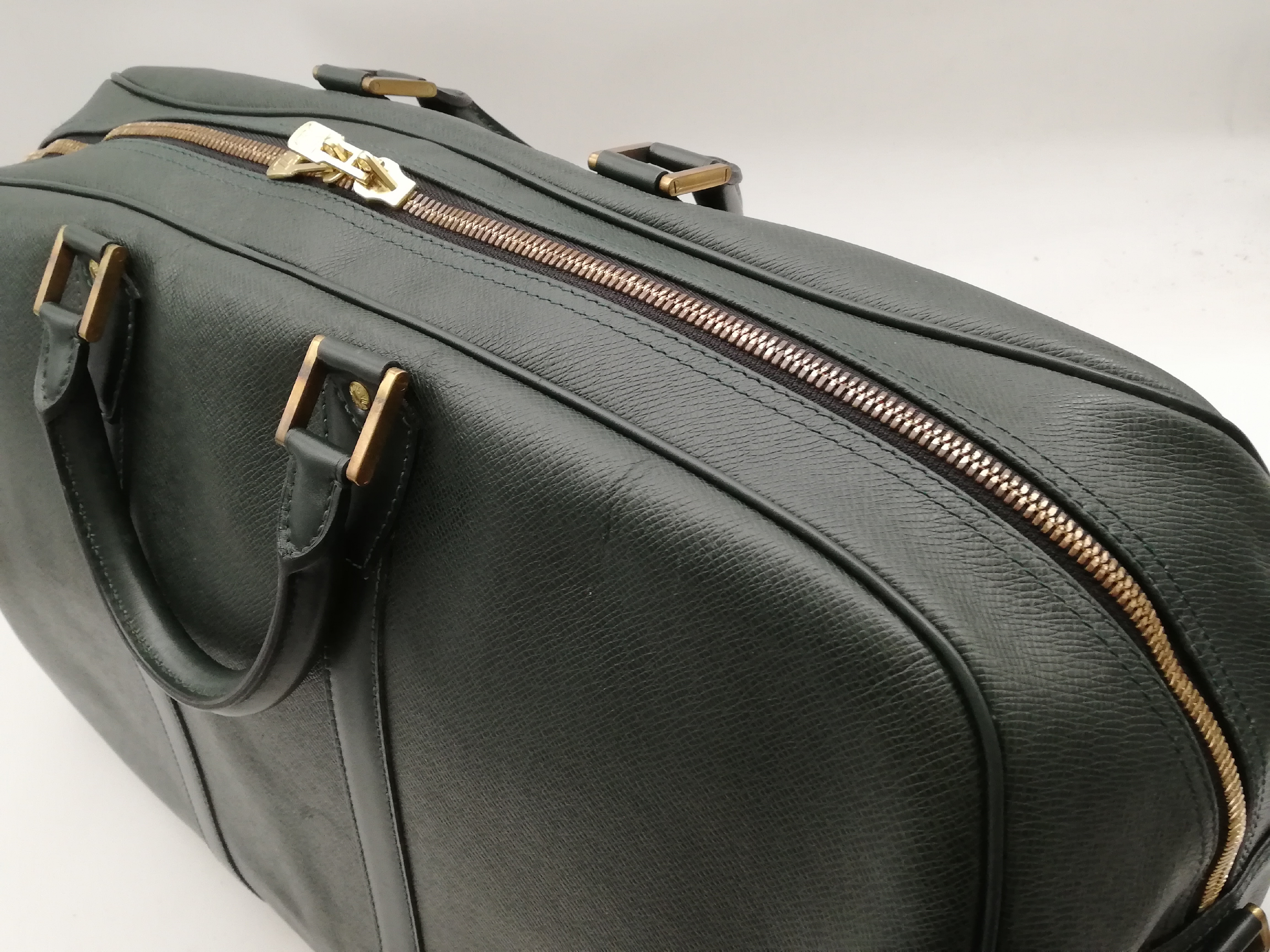 Taiga Kendall GM M30114 Shoulder Strap Boston Bag — view 15