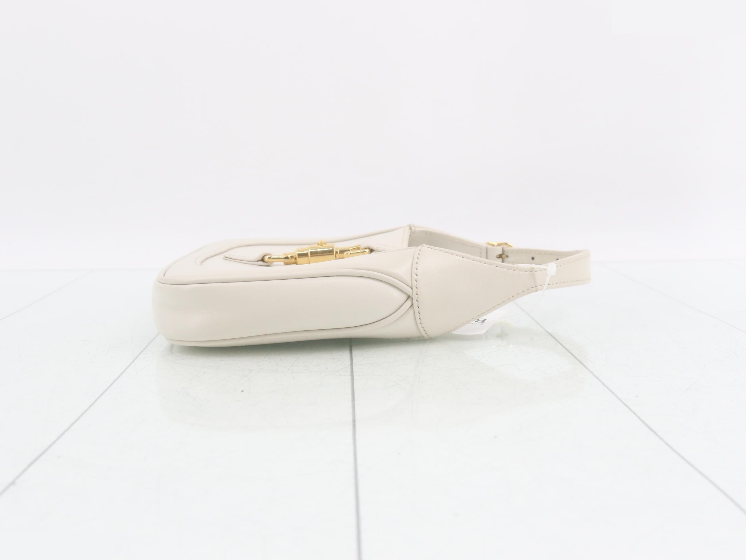 handbag — view 3