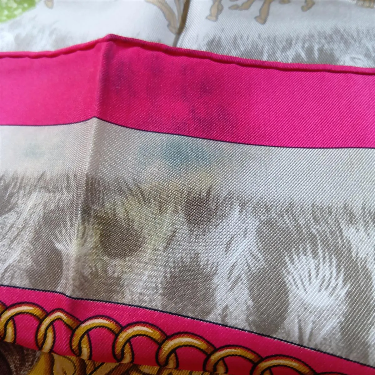 Carre 90 CASQUES et PLUMETS (Helmets Without Faces) Scarf, Silk, Pink, Shows signs of wear, — view 8