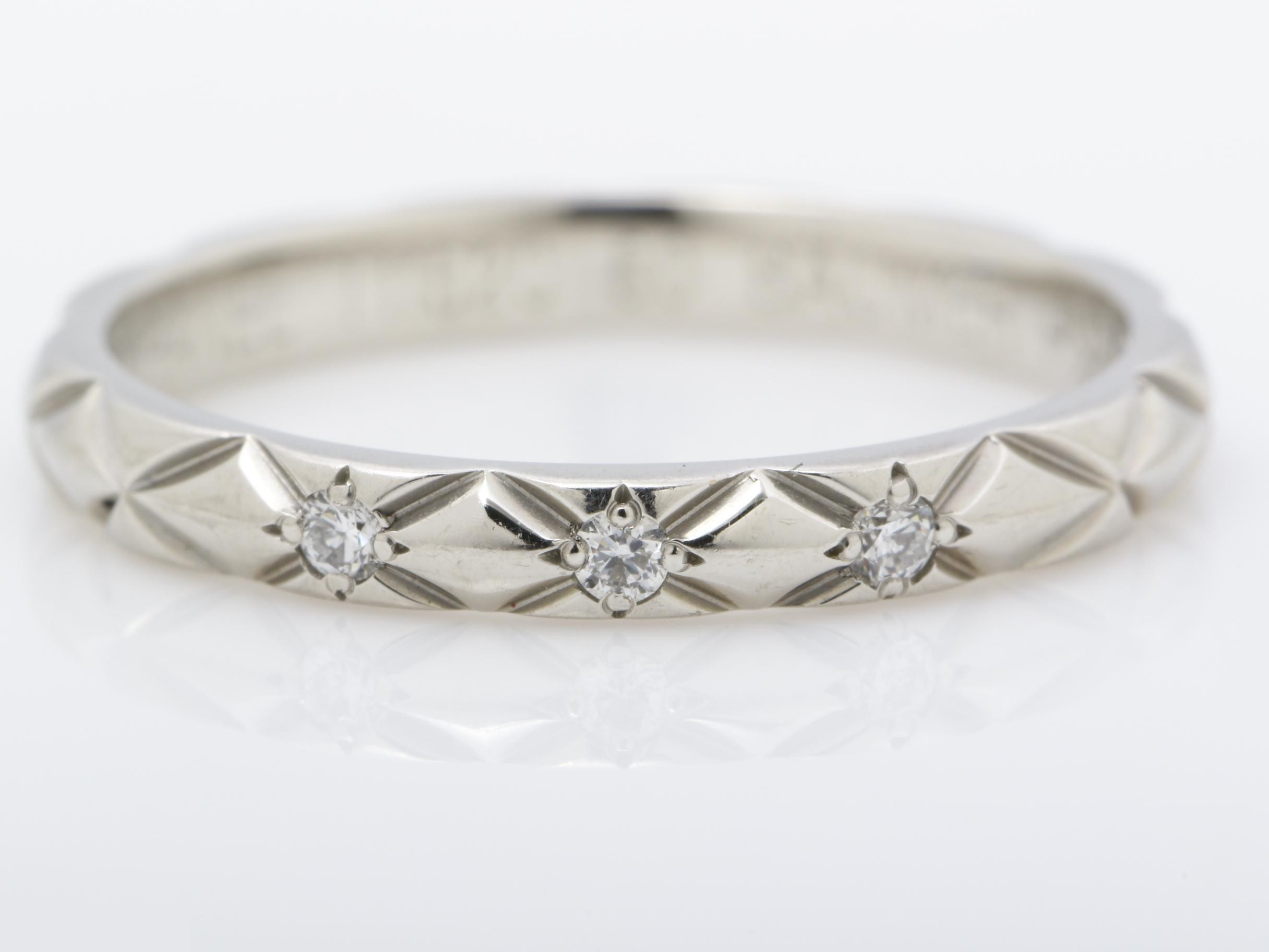 Pt950 Matelassé 3-Diamond Ring, 2.86g, Size #50 — view 2