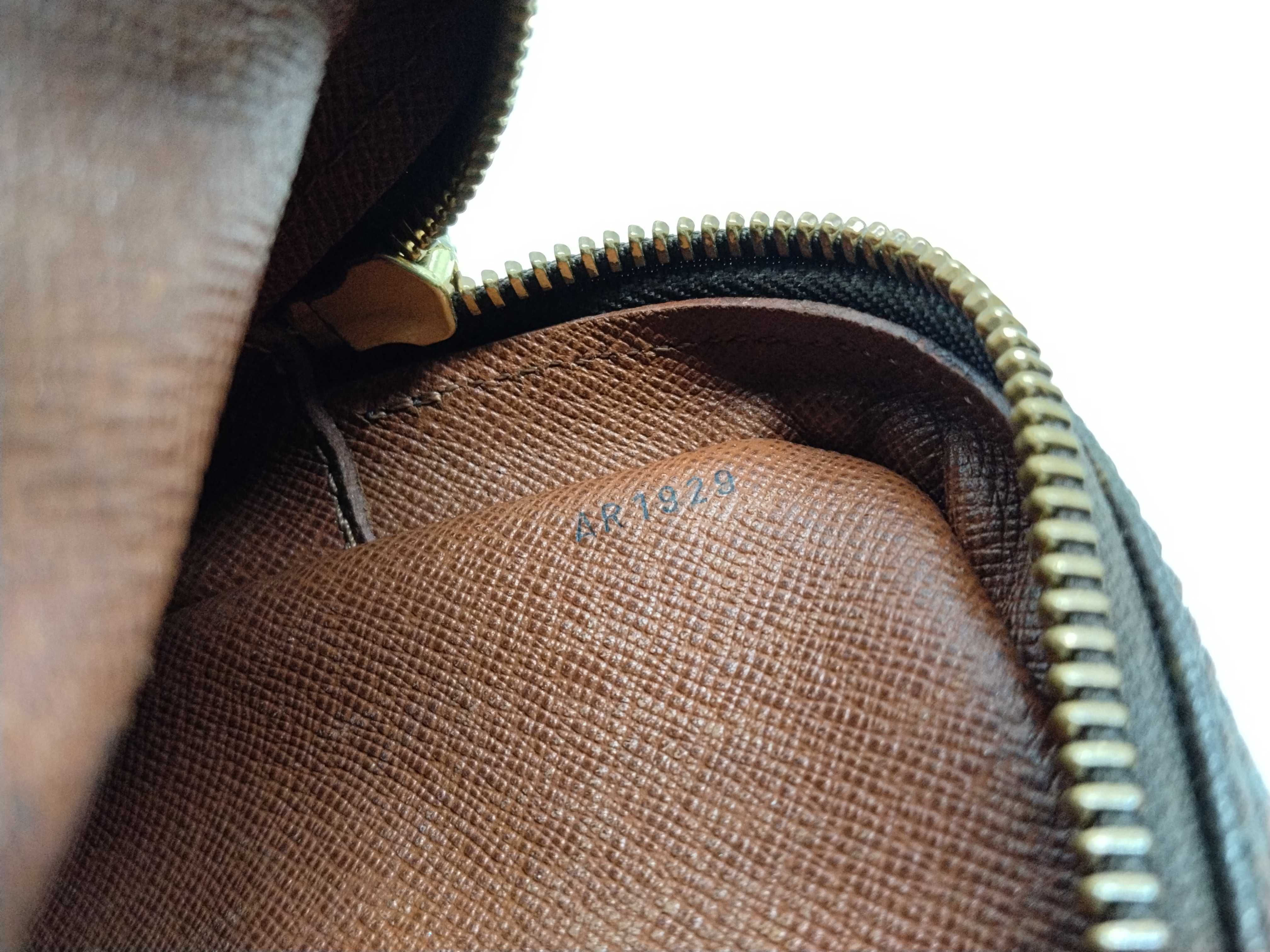 Monogram M45236 Amazon Shoulder Bag — view 11