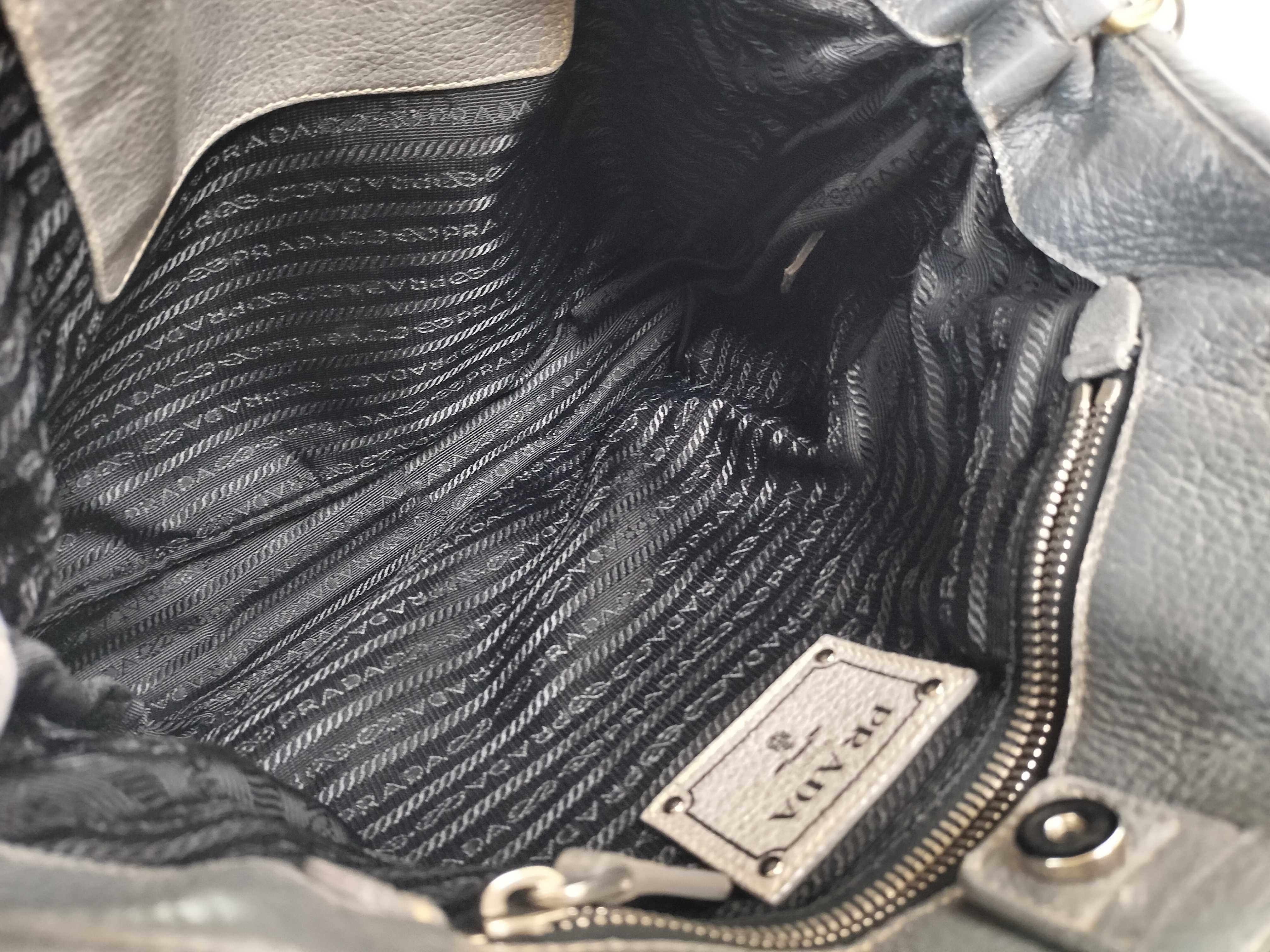 Silver Lettering Logo Vitello Daino Handbag — view 8