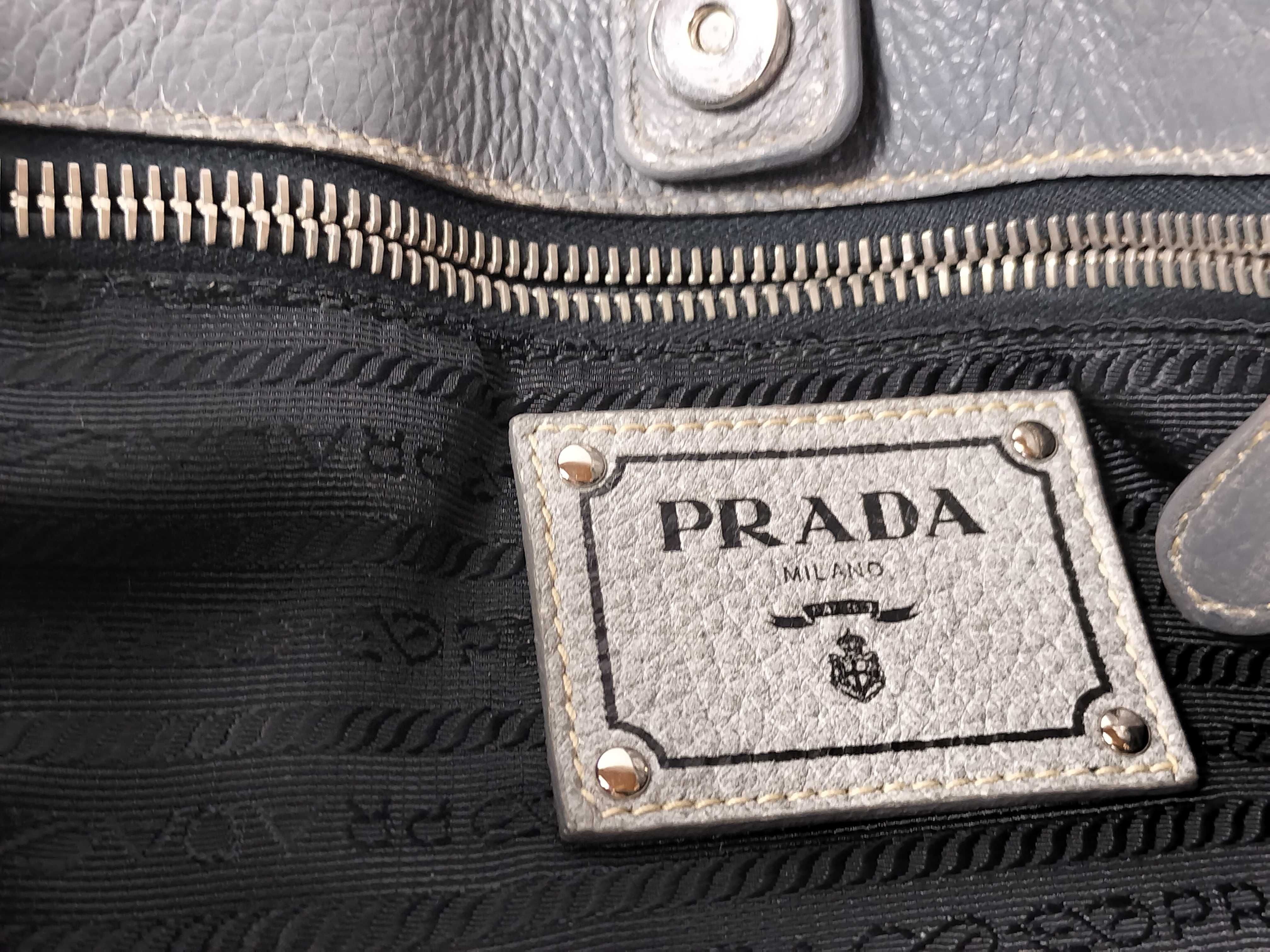 Silver Lettering Logo Vitello Daino Handbag — view 9