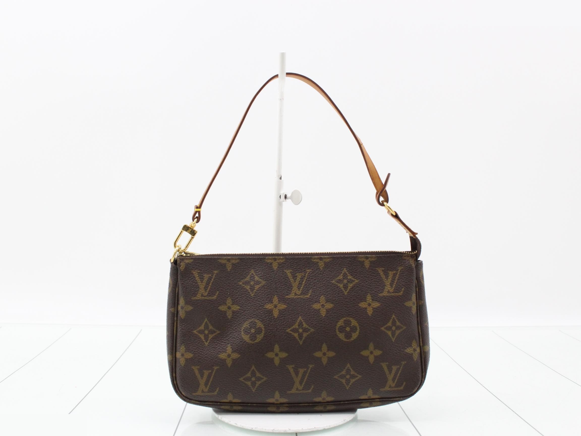 Pochette Accessoires (old model)