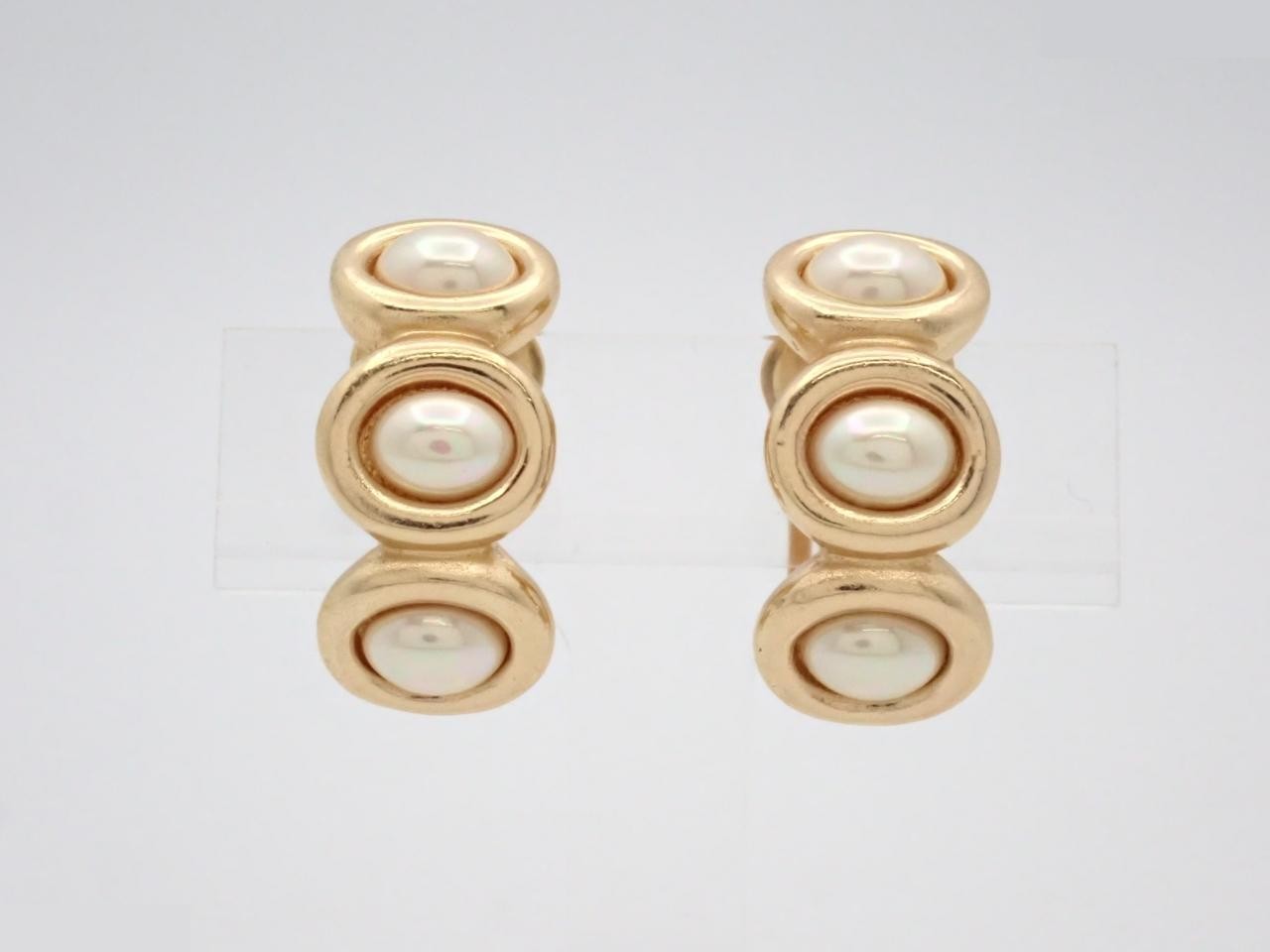 Other lines: Precious metals and earrings