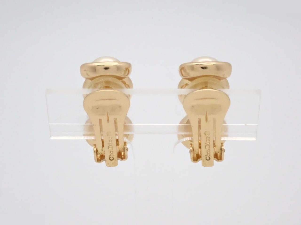 Other lines: Precious metals and earrings — view 2