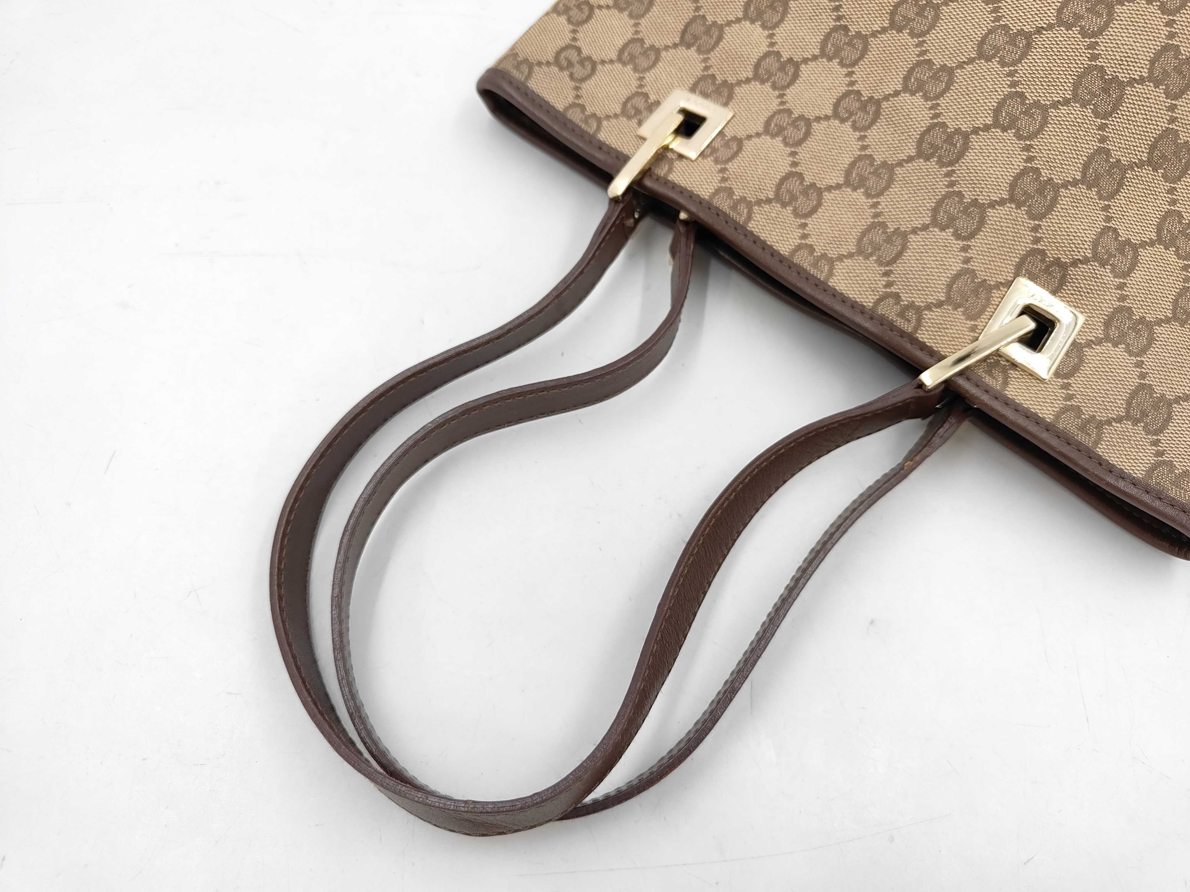 GG Canvas Shoulder Bag Handbag — view 5