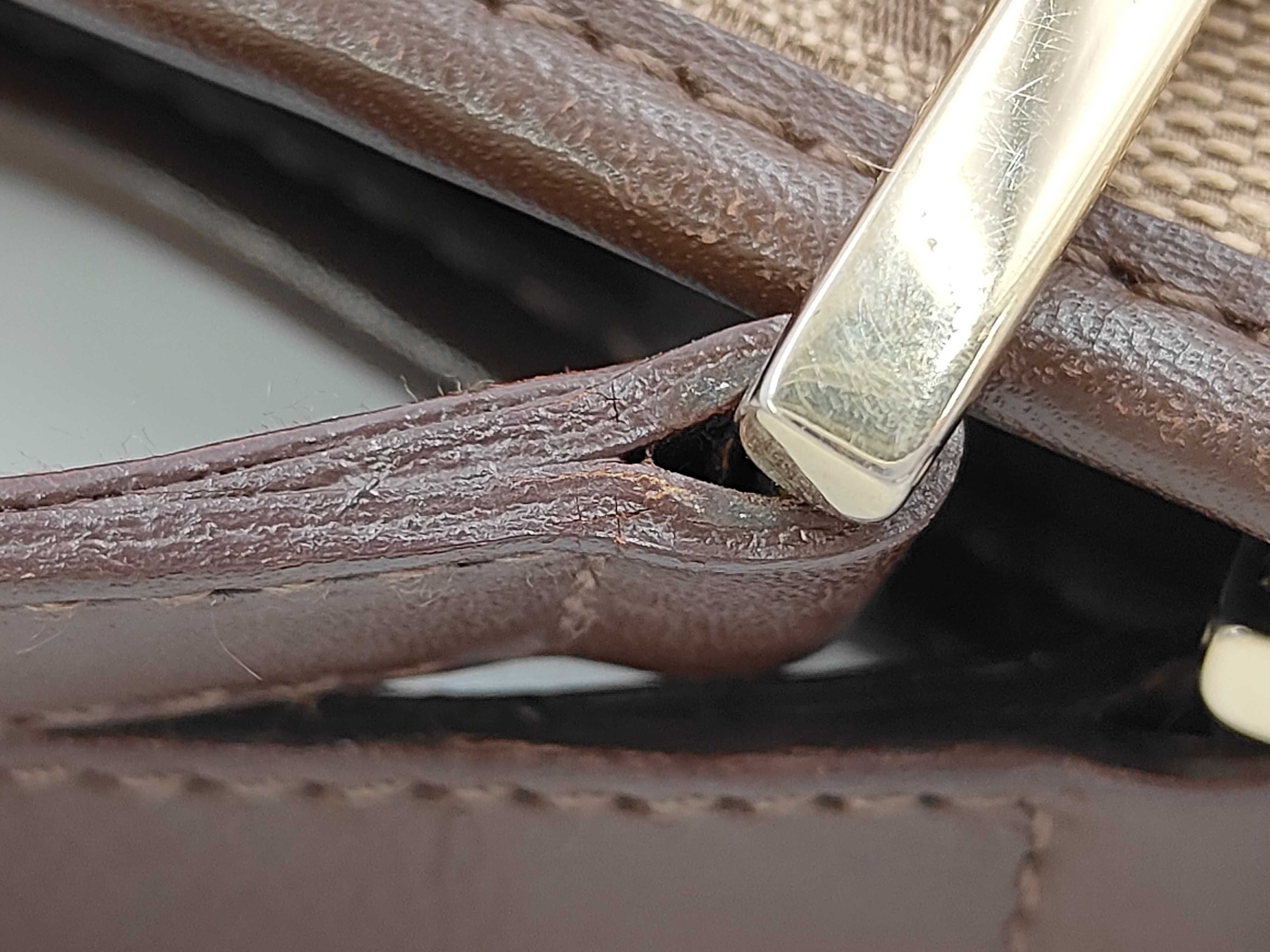 GG Canvas Shoulder Bag Handbag — view 8