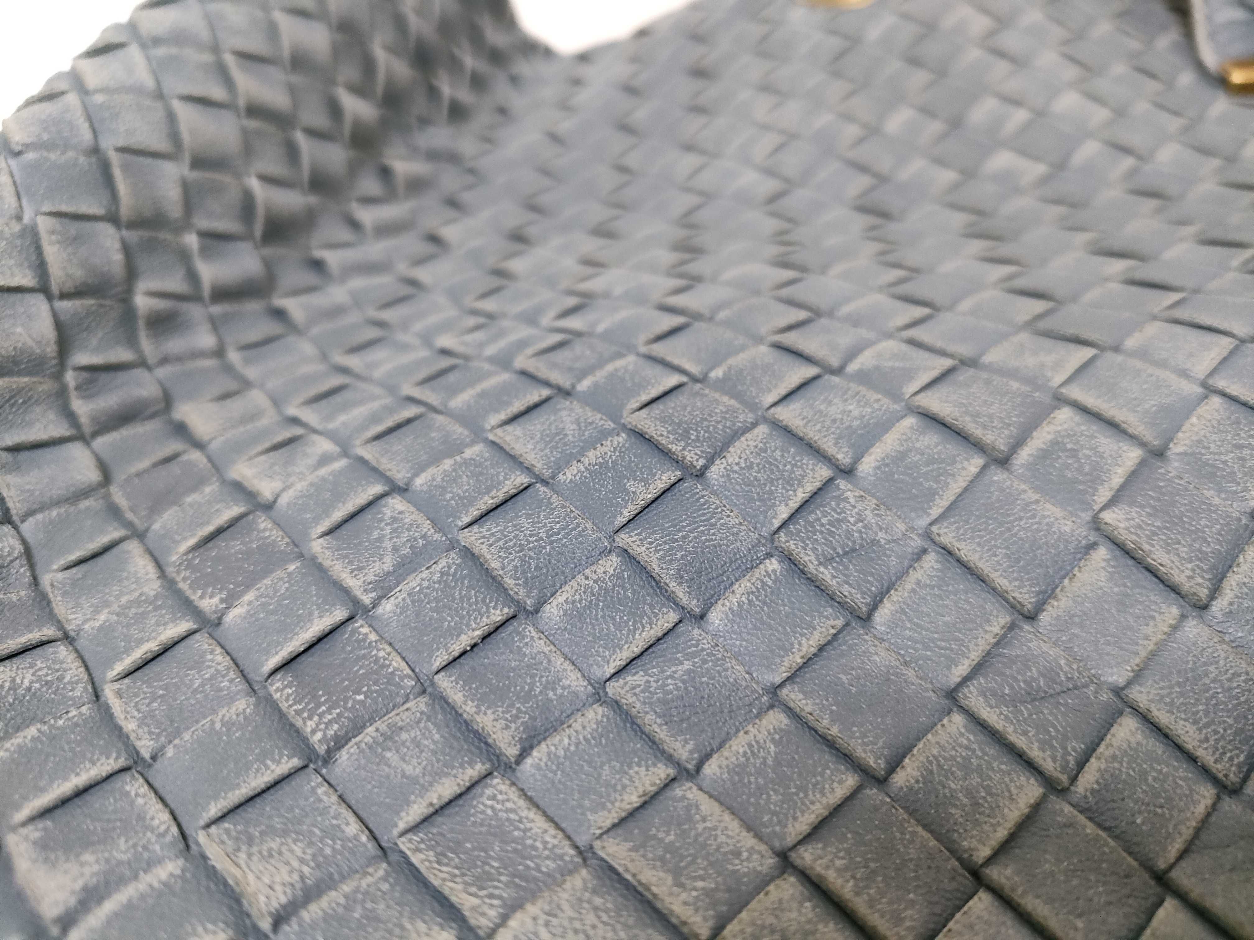 Intrecciato Bottega Roma Toque Leather Tote Bag — view 14