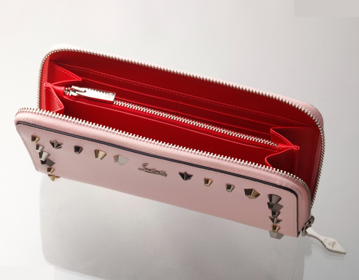 Other lines: Bags and Wallets — view 3