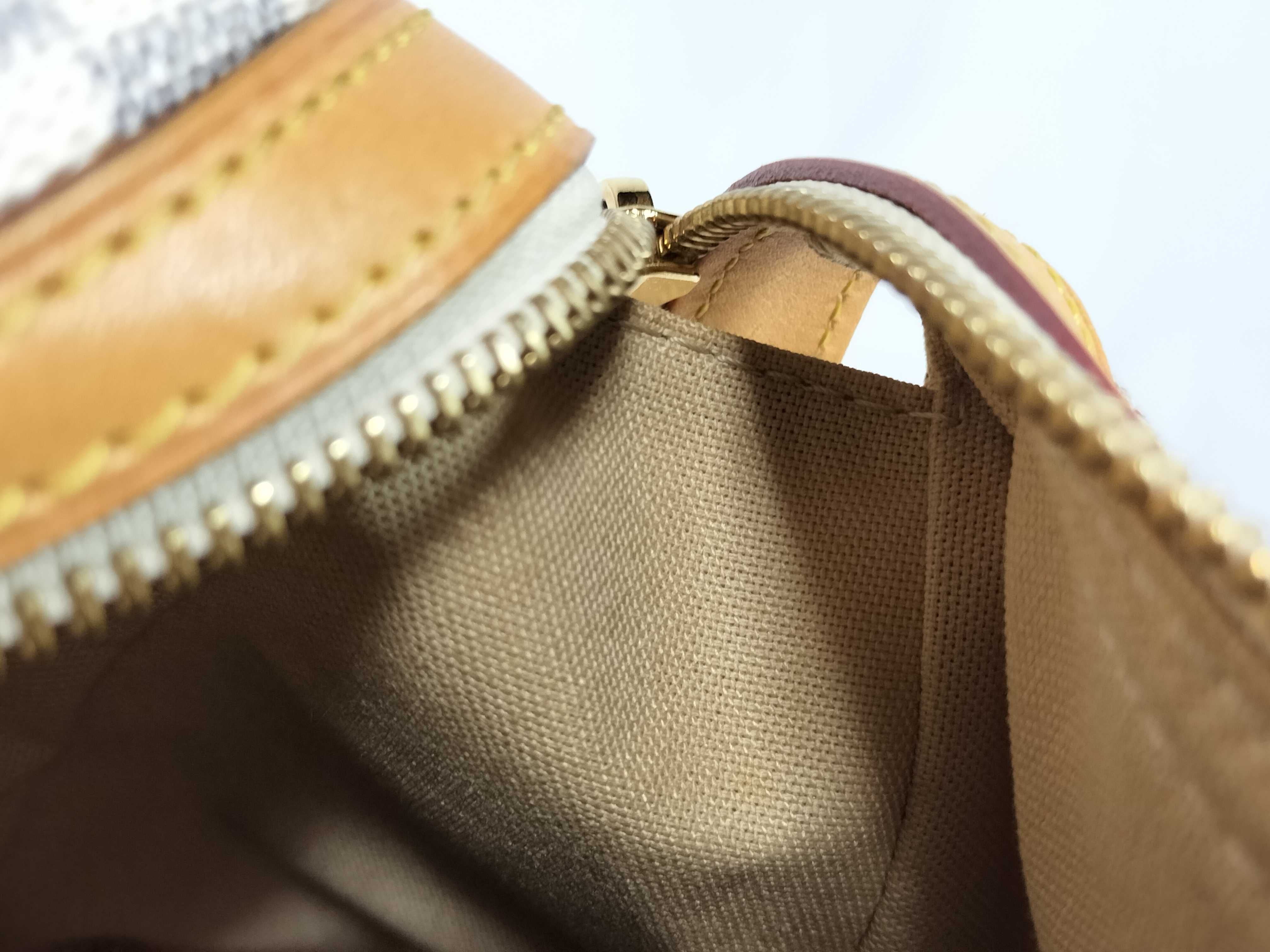 Damier Azur Streza PM Shoulder Bag — view 9