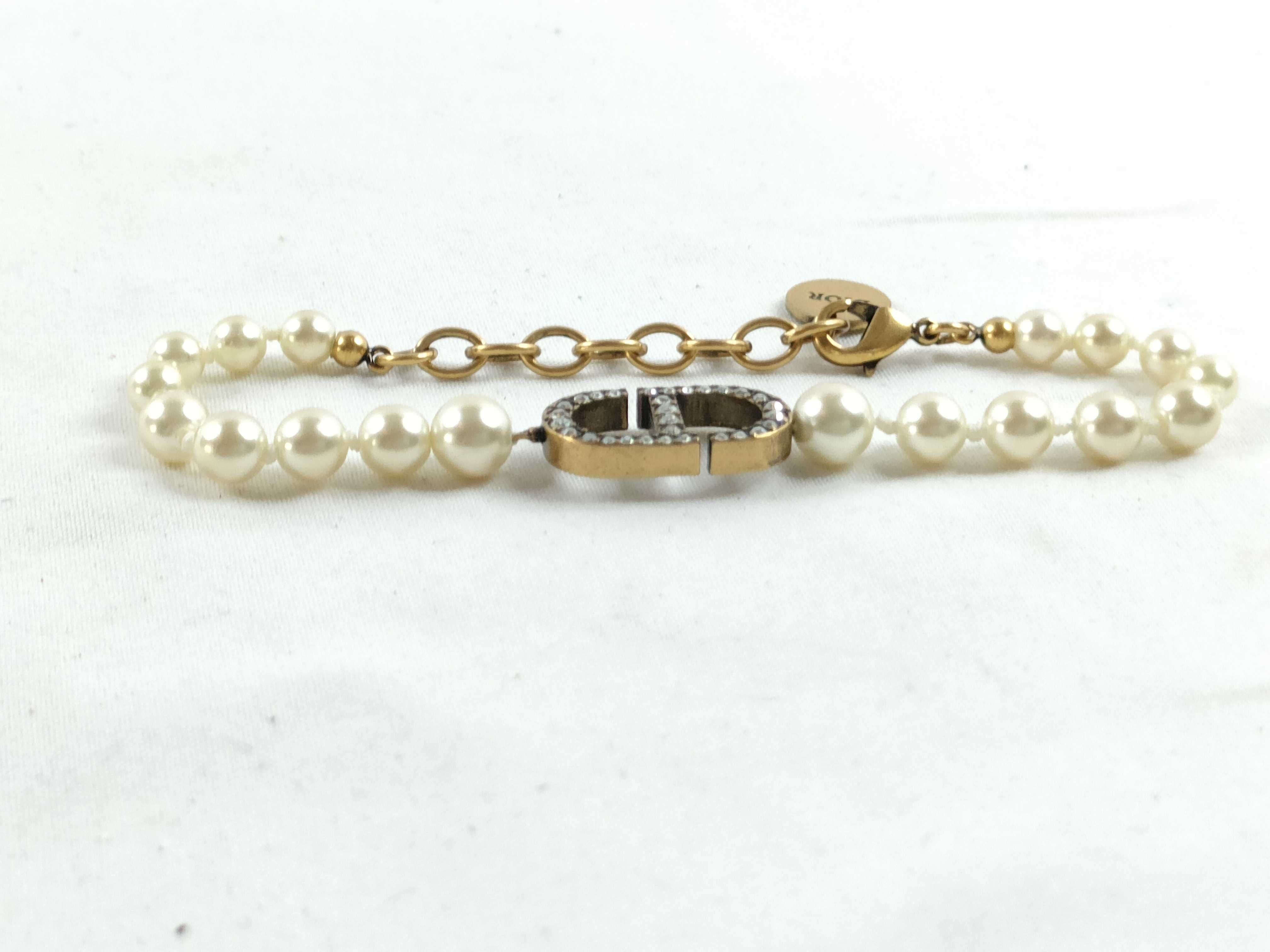 CD Logo Pearl Bracelet Bracelet/Bangle — view 3