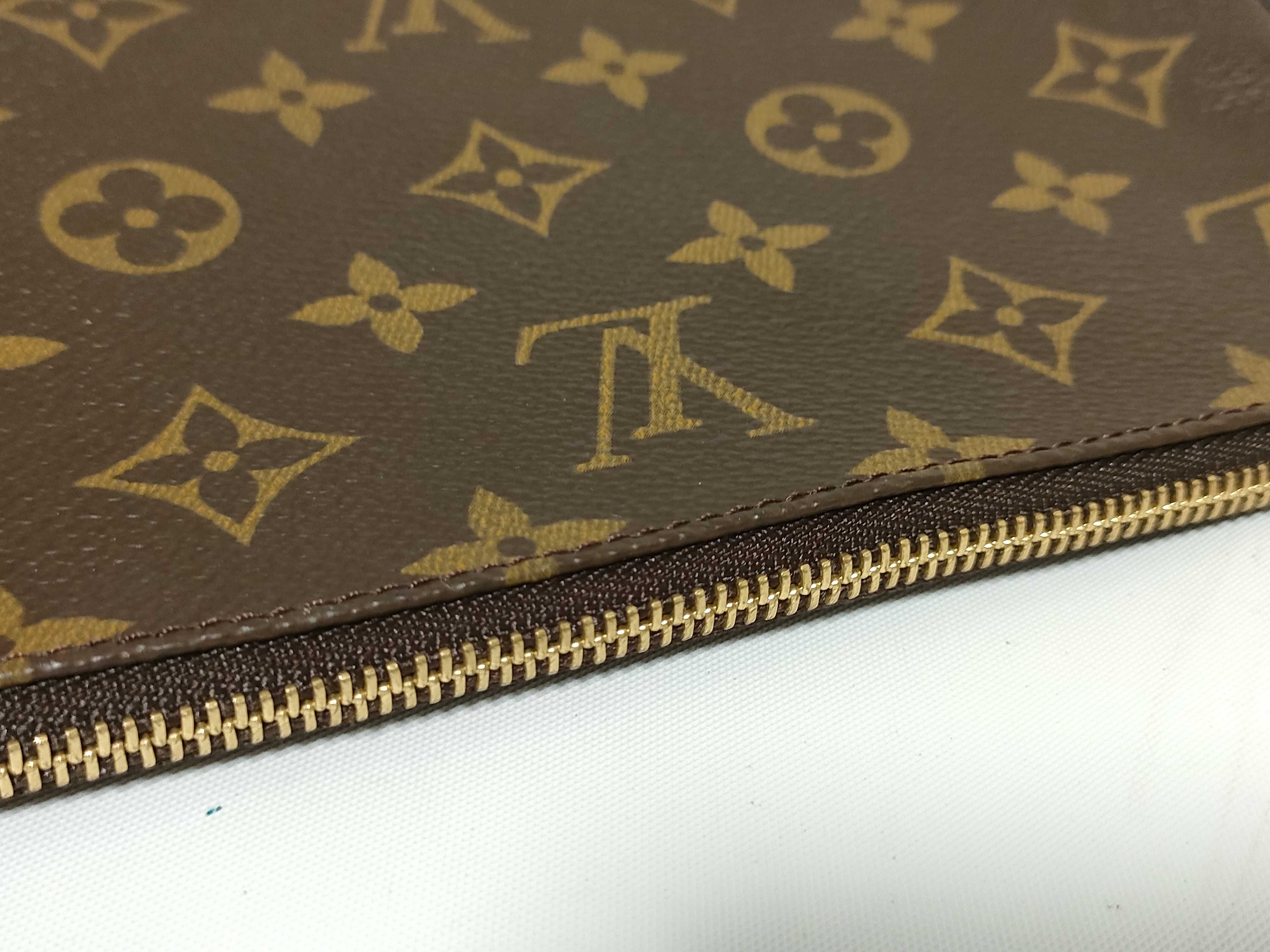 Monogram Accessoires Pouch — view 6