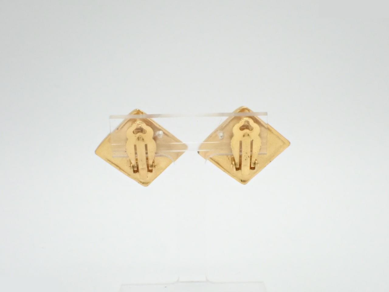 Earrings with Coco Mark design, gold. — view 2