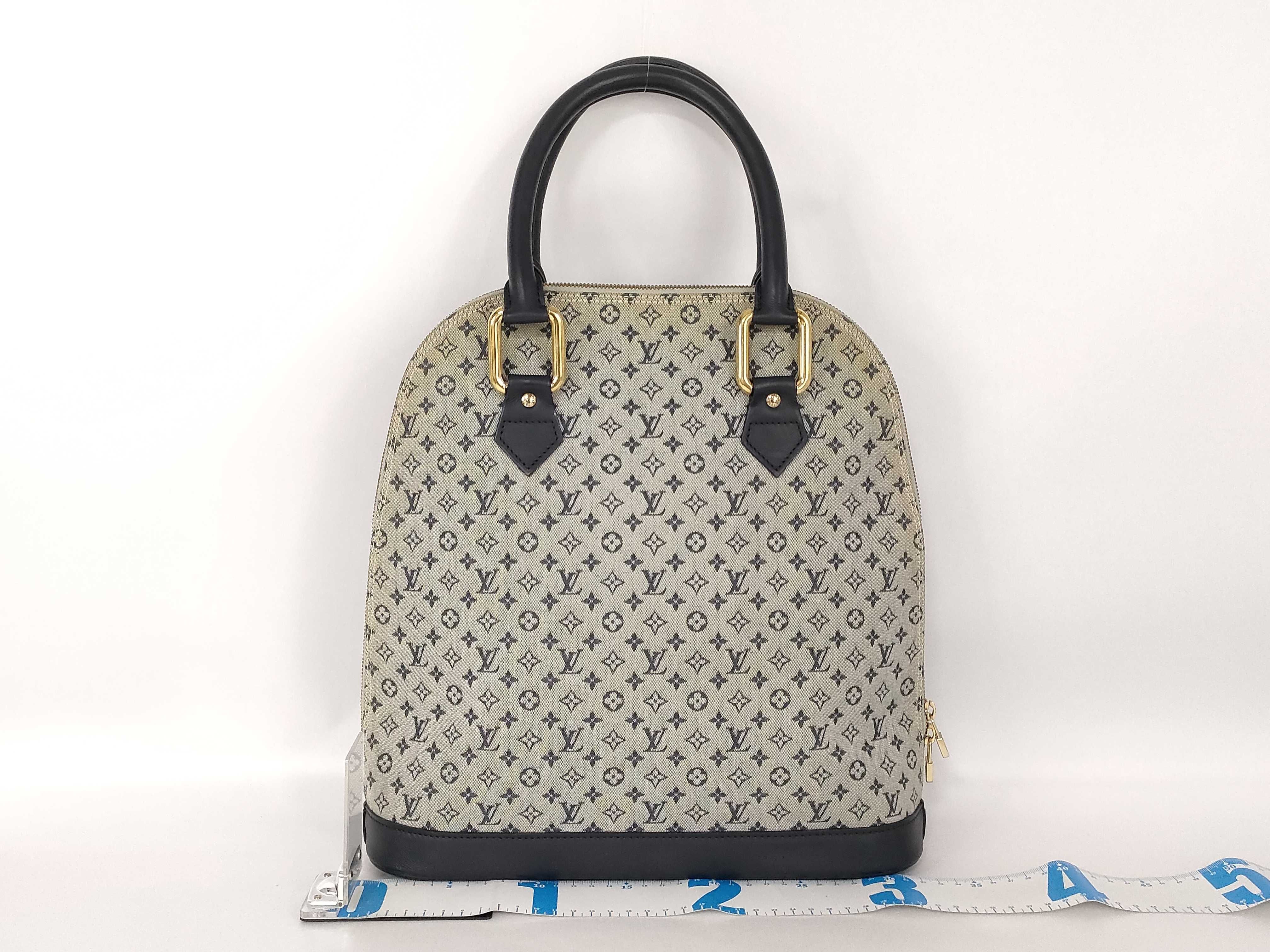 Monogram Mini Alma O M92202 Handbag — view 2