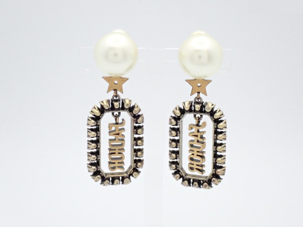 Gold earrings — view 2