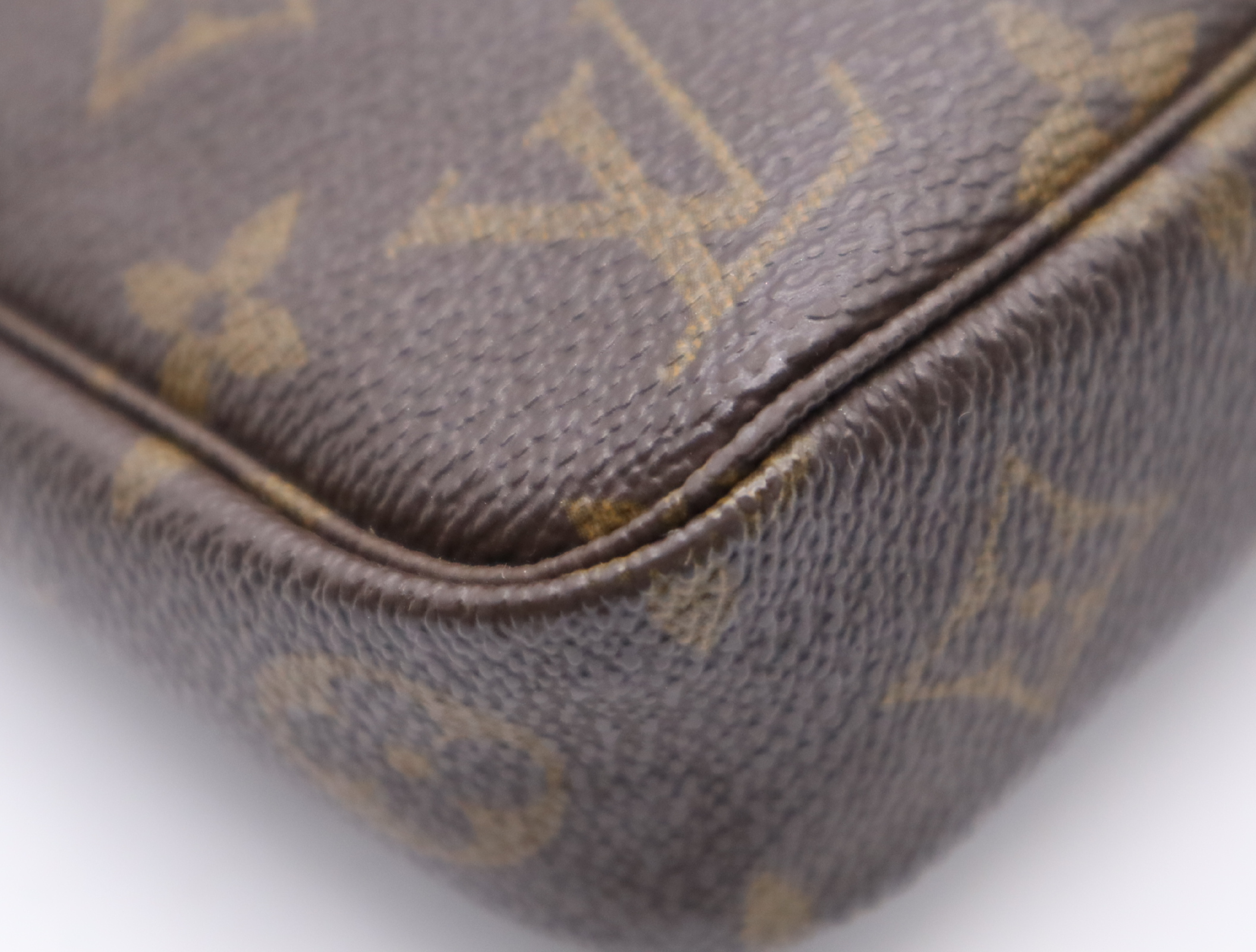M51980 Monogram Pochette Accessoires Pouch — view 6