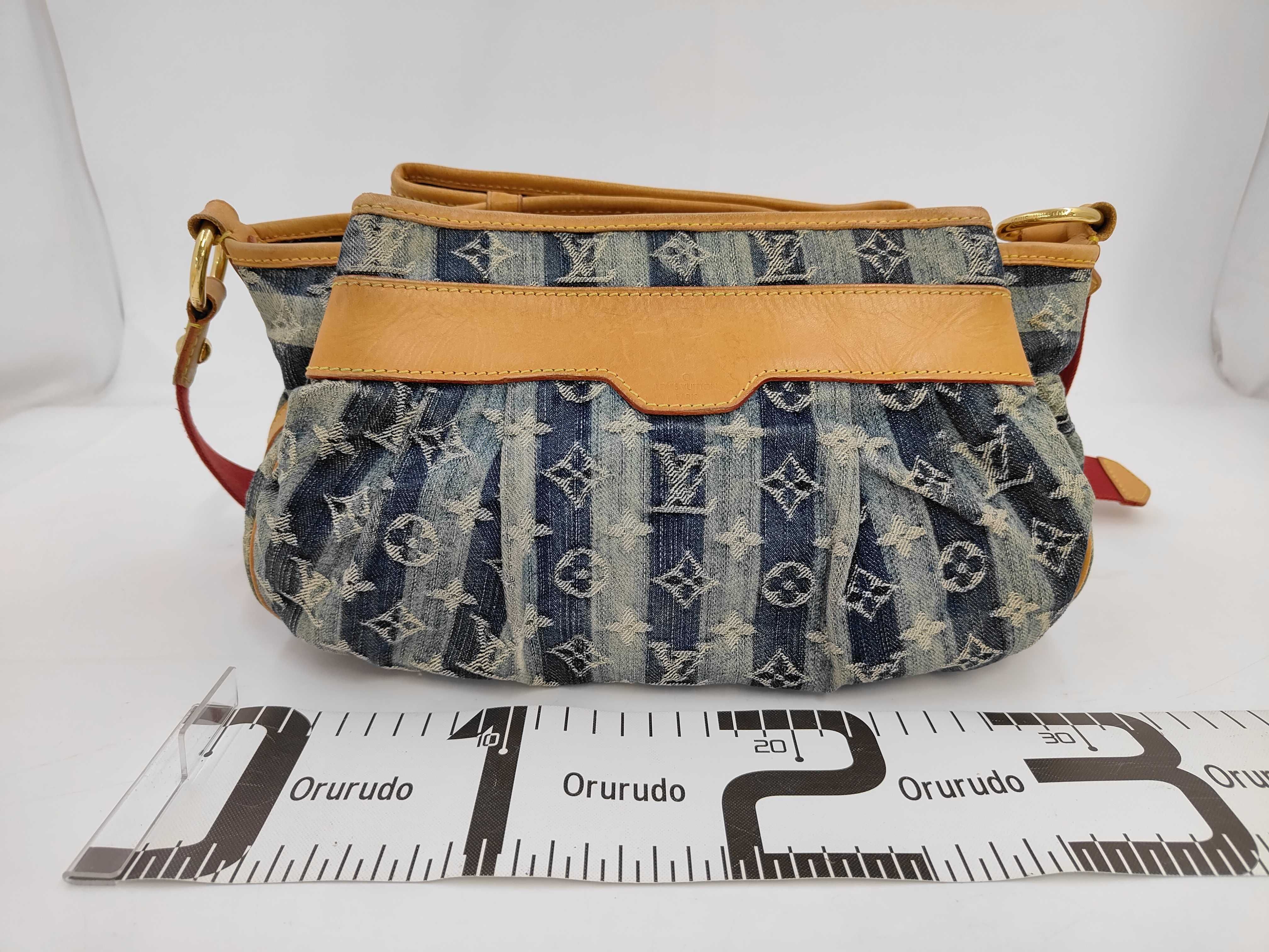 LV Vuitton Porte Raye Denim Shoulder Bag — view 2