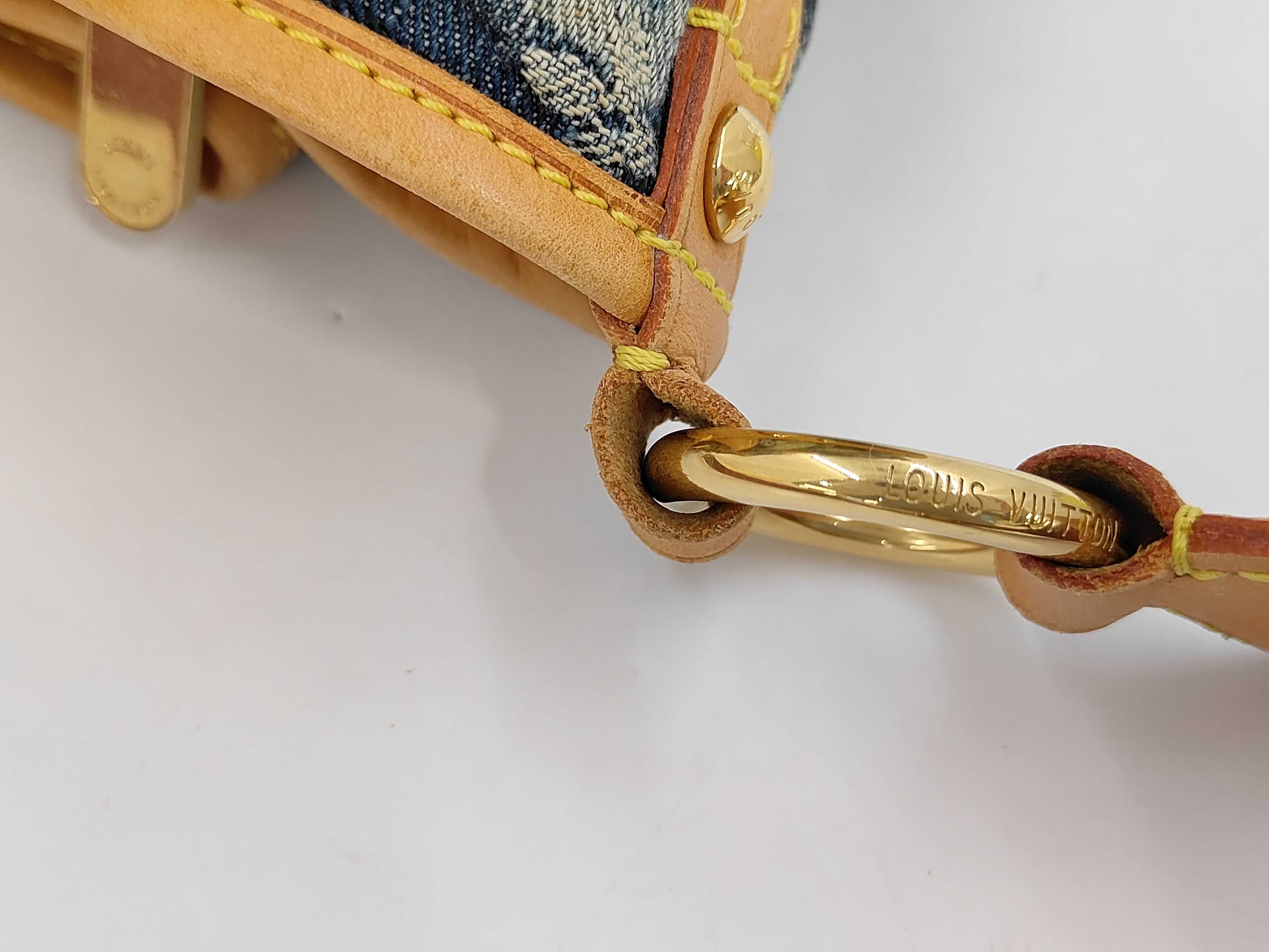 LV Vuitton Porte Raye Denim Shoulder Bag — view 5