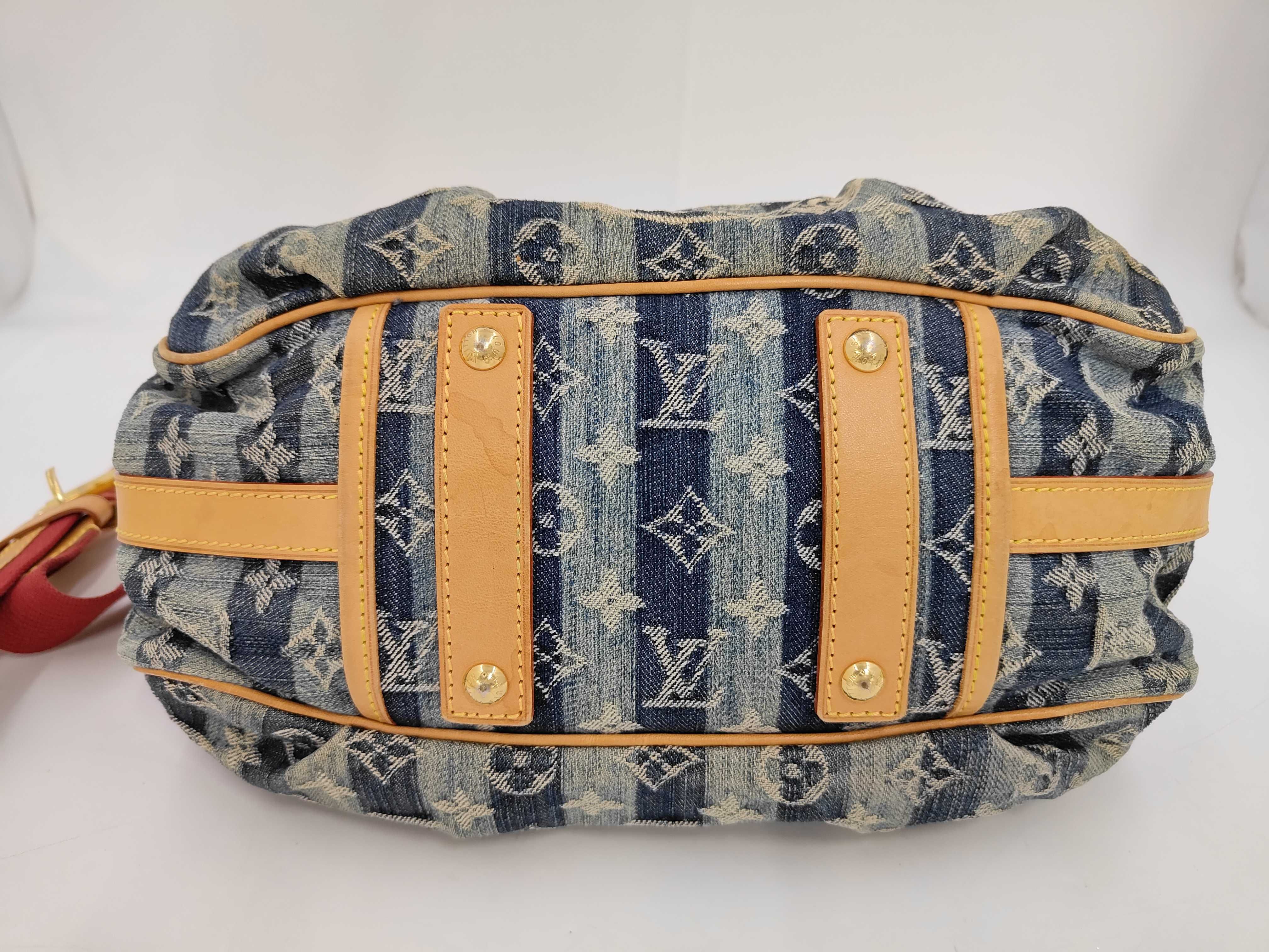 LV Vuitton Porte Raye Denim Shoulder Bag — view 6