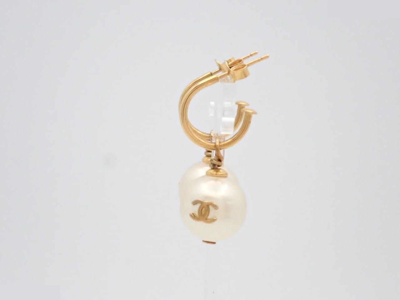 97P Coco Mark Earrings — view 3