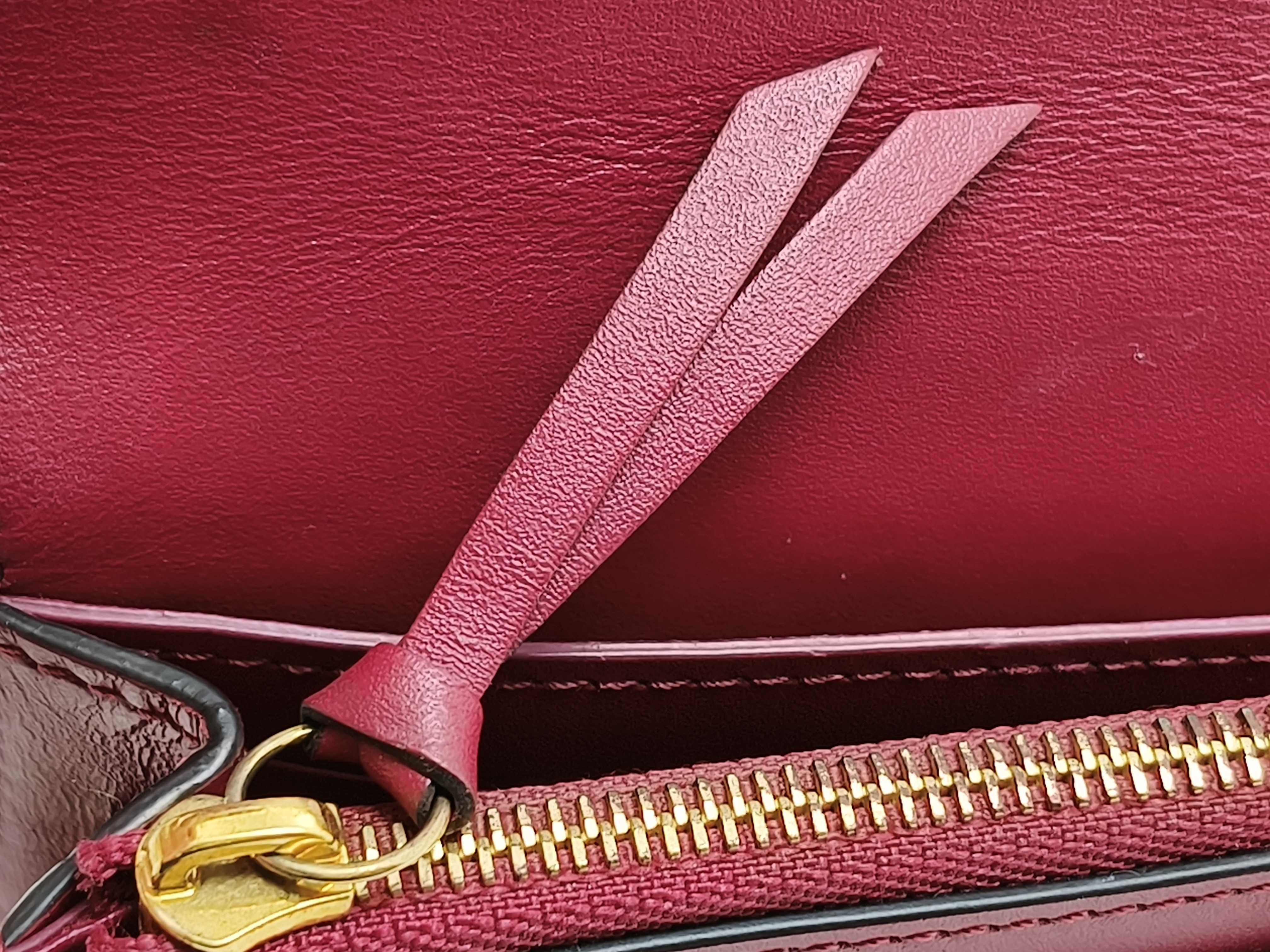 Monogram Louis Vuitton M69578 Portefeuille Flor Chain Shoulder Bag — view 9